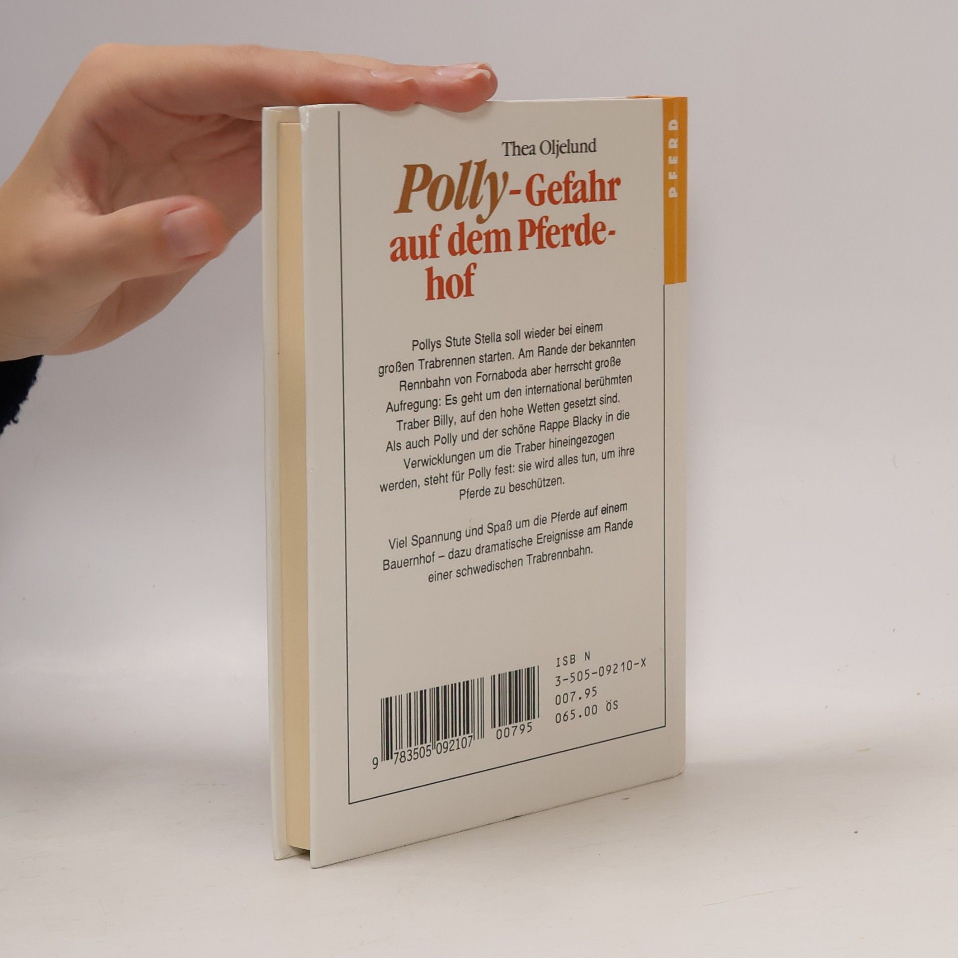 Thea Oljelund Polly. Gefahr auf dem Pferdehof
