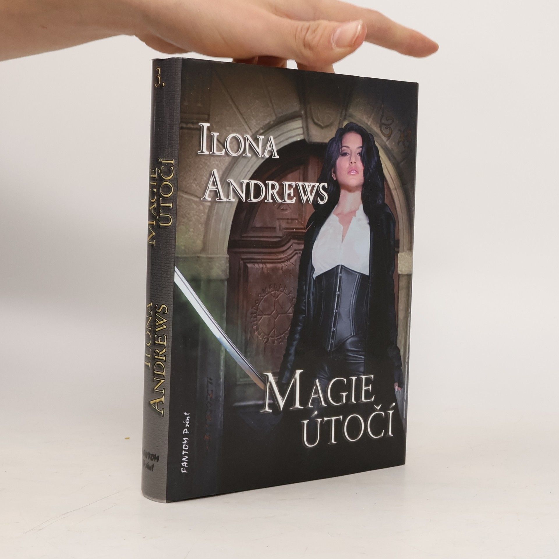 Magie útočí