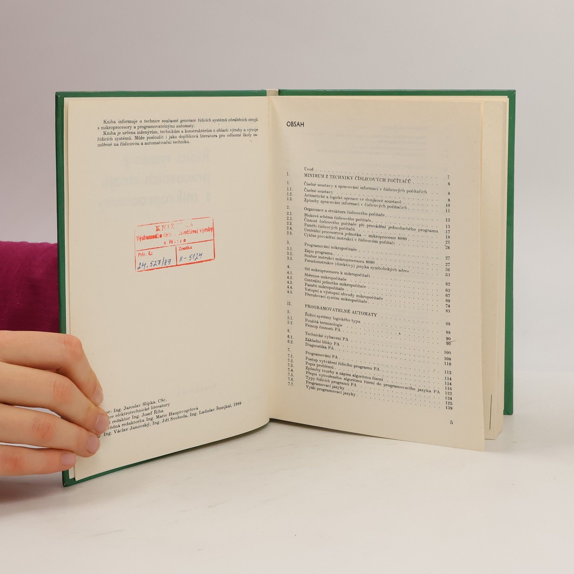 Various authors Řídící systémy pracovních strojů s mikroprocesory