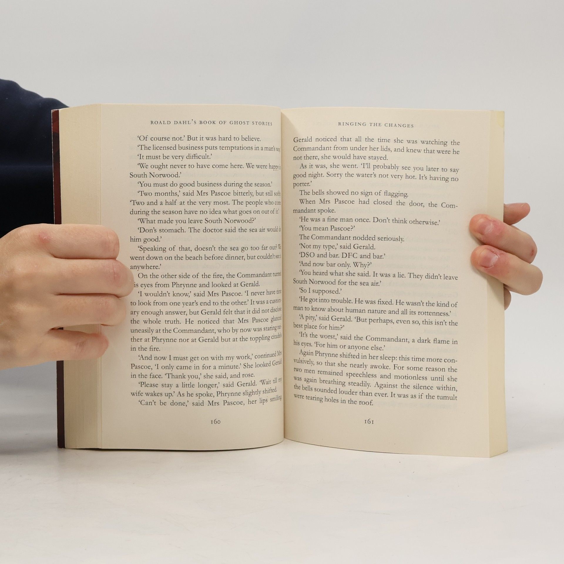 Roald Dahl Book of ghost stories