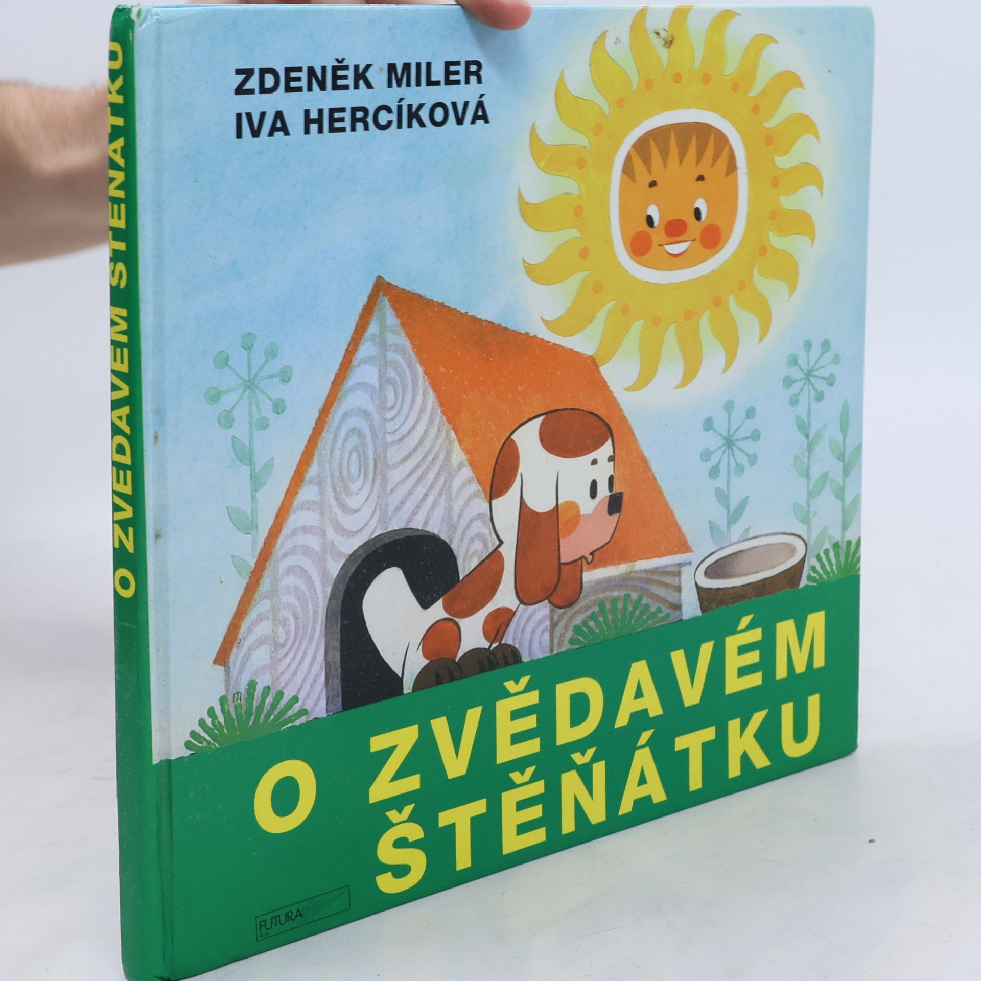 Iva Hercíková O zvědavém štěňátku