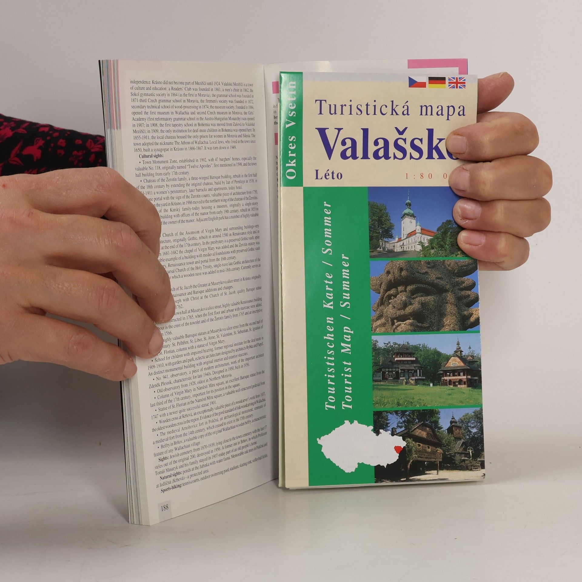 Kolektiv autorů Turistický průvodce Valašsko. Tourist Guide to Wallachia