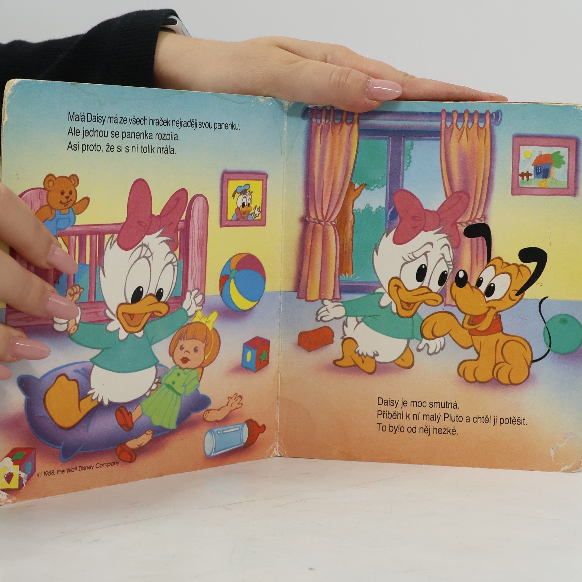 Walt Disney Baby Daisy a panenka