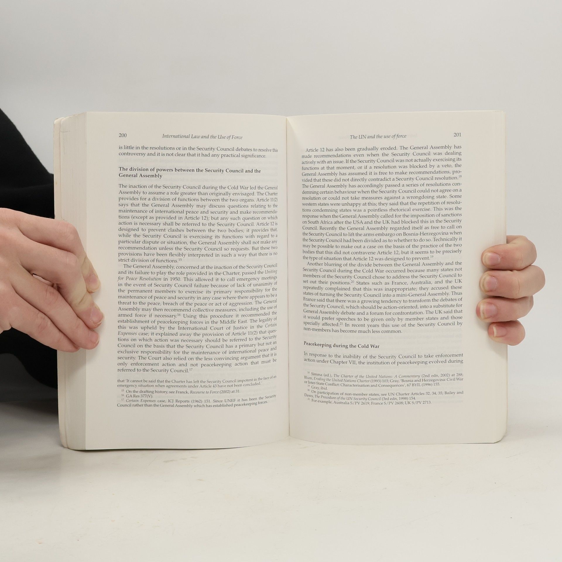 Christine Gray Foundations of Public International Law: International Law and the Use of Force