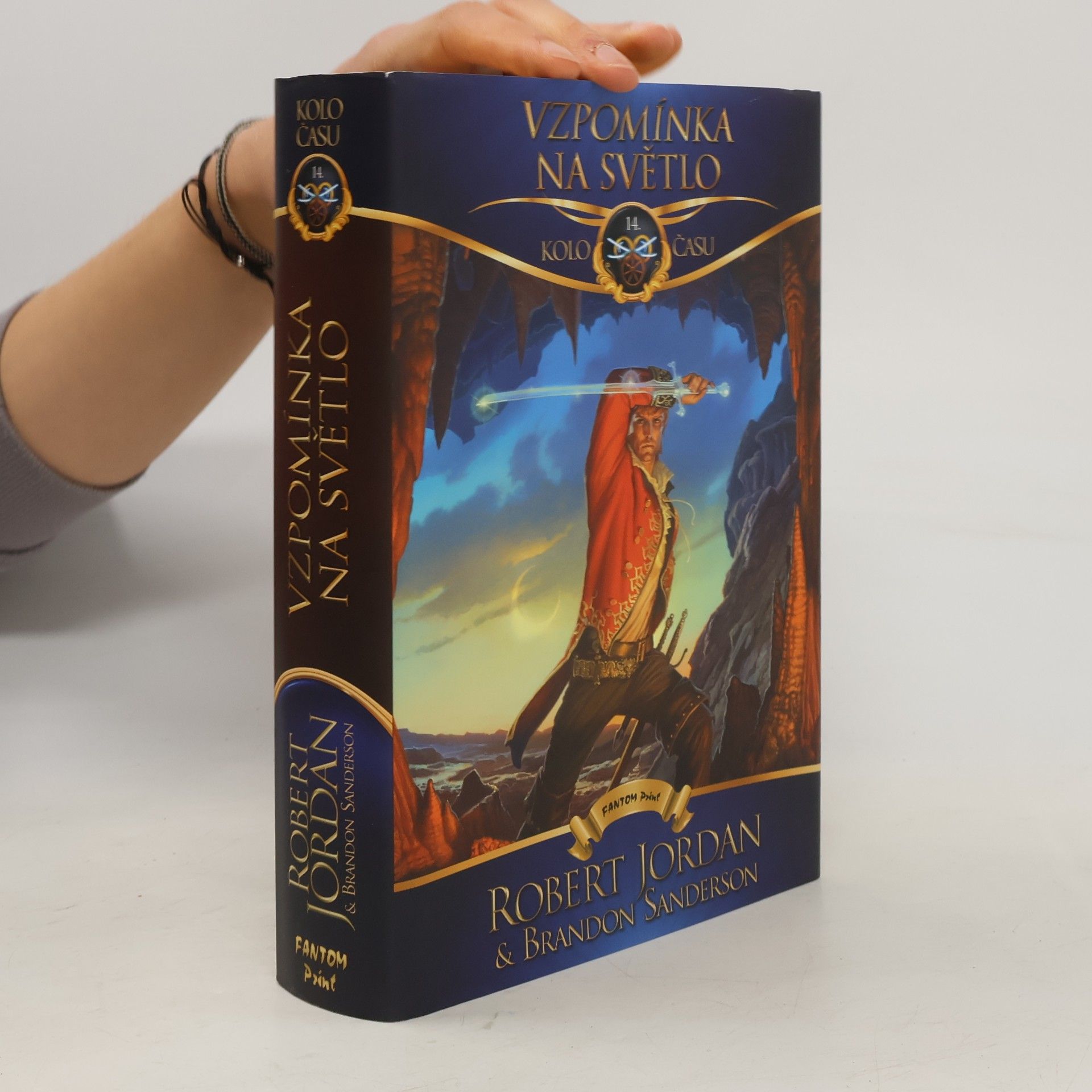 Robert Jordan Kolo času 14. Vzpomínka na Světlo