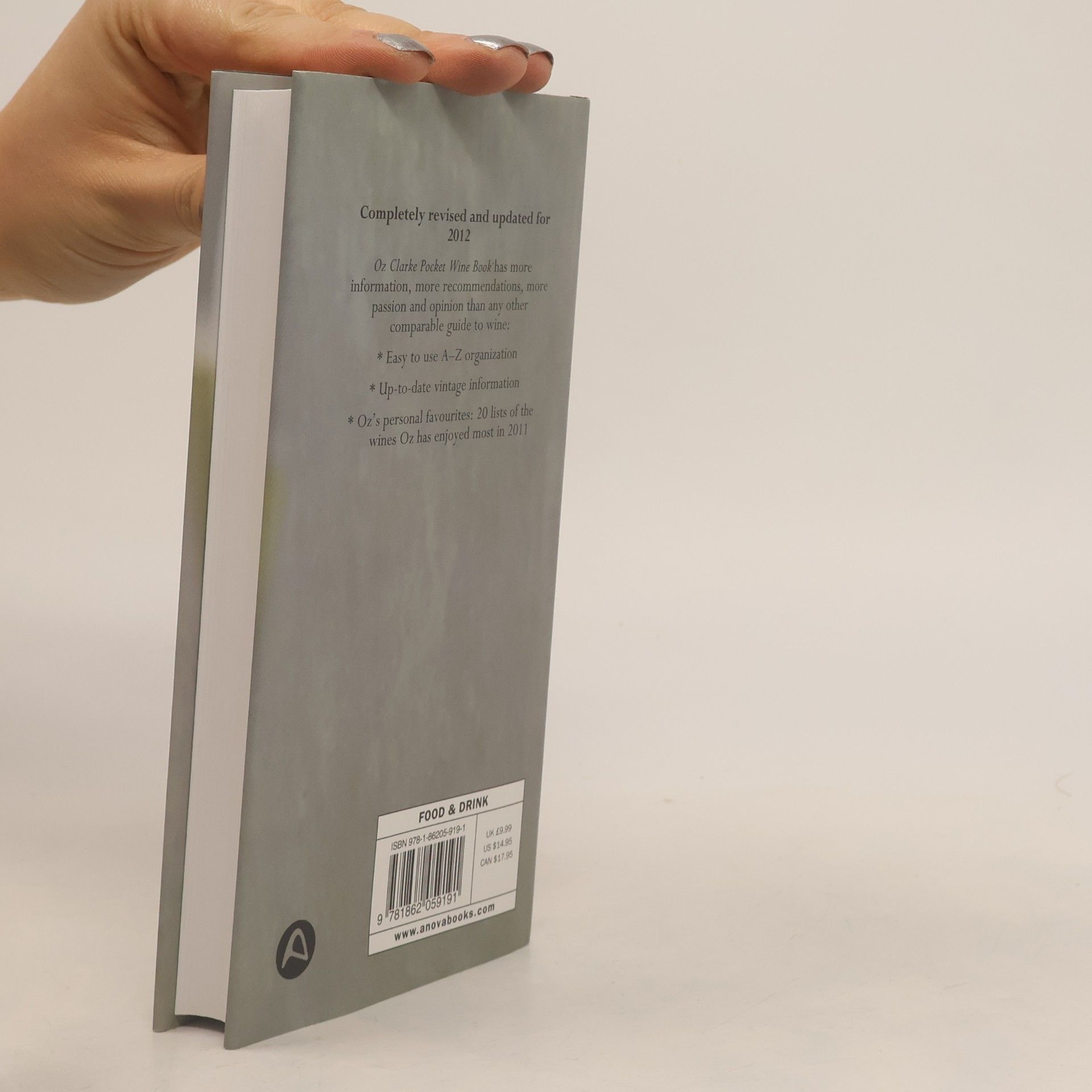 Oz Clarke Oz Clarke Pocket Wine Book 2012