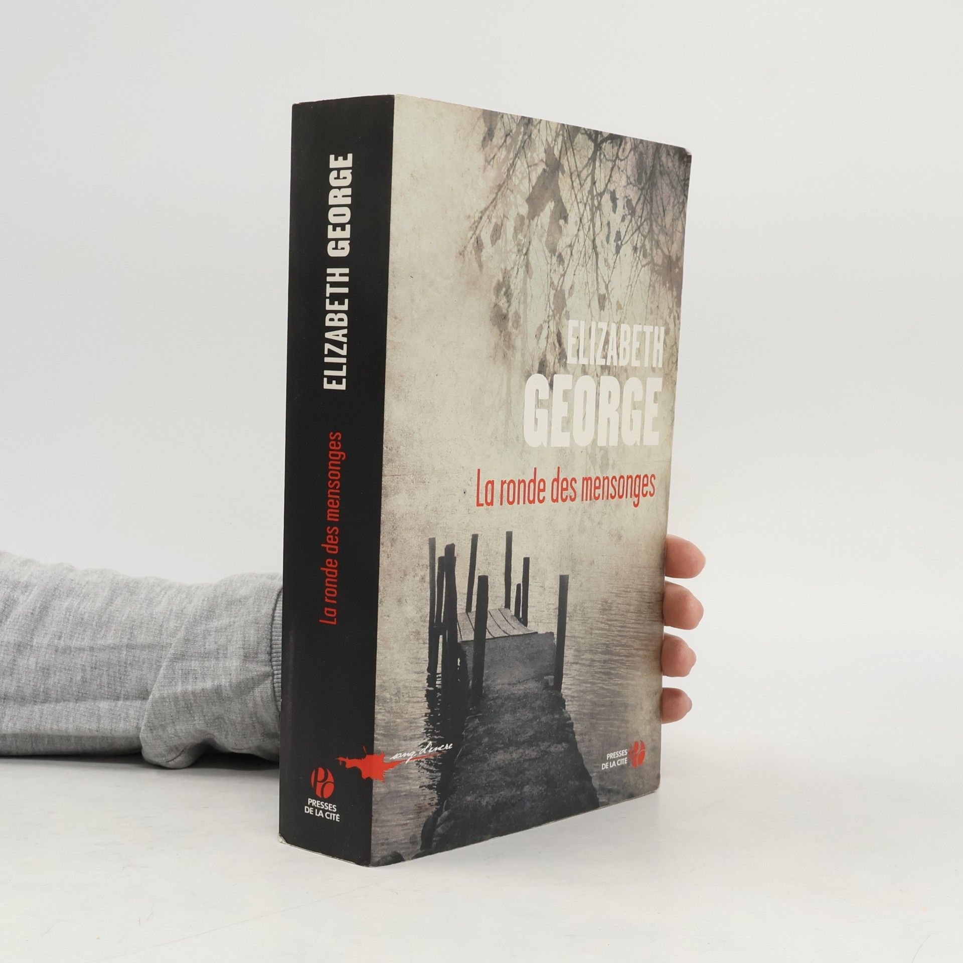 La ronde des mensonges