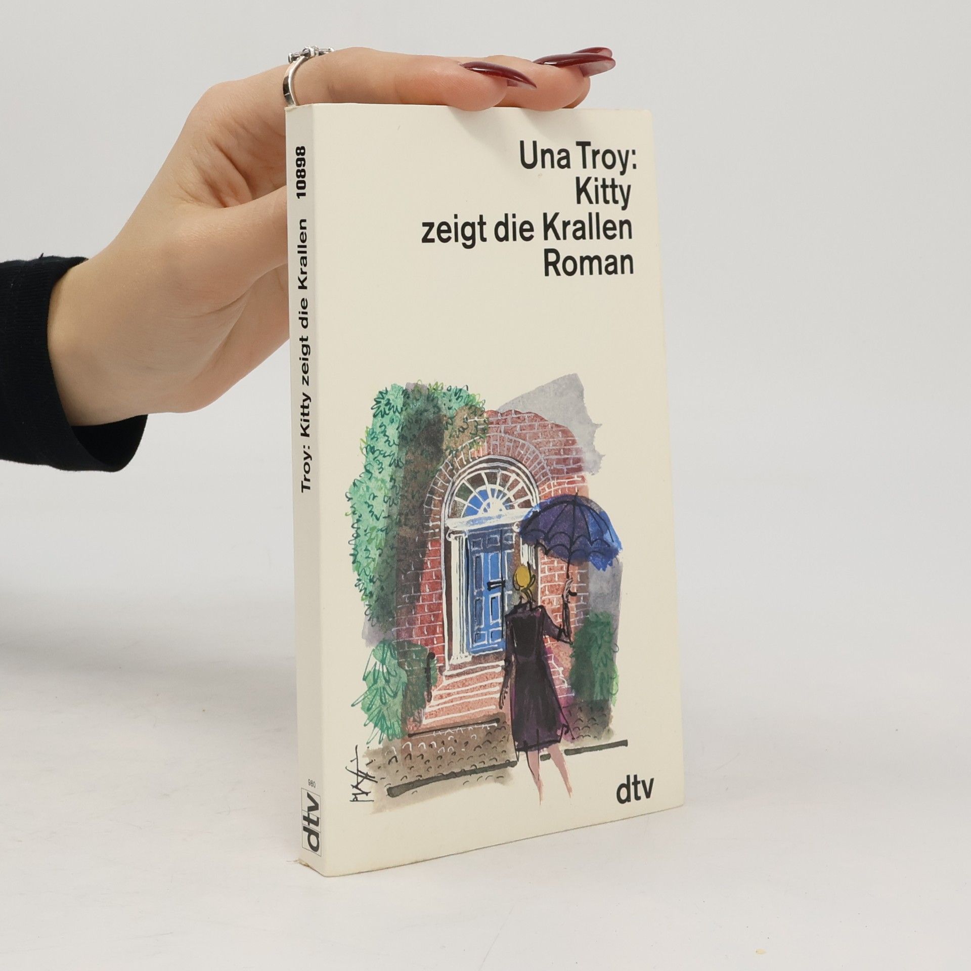 Kitty zeigt die Krallen