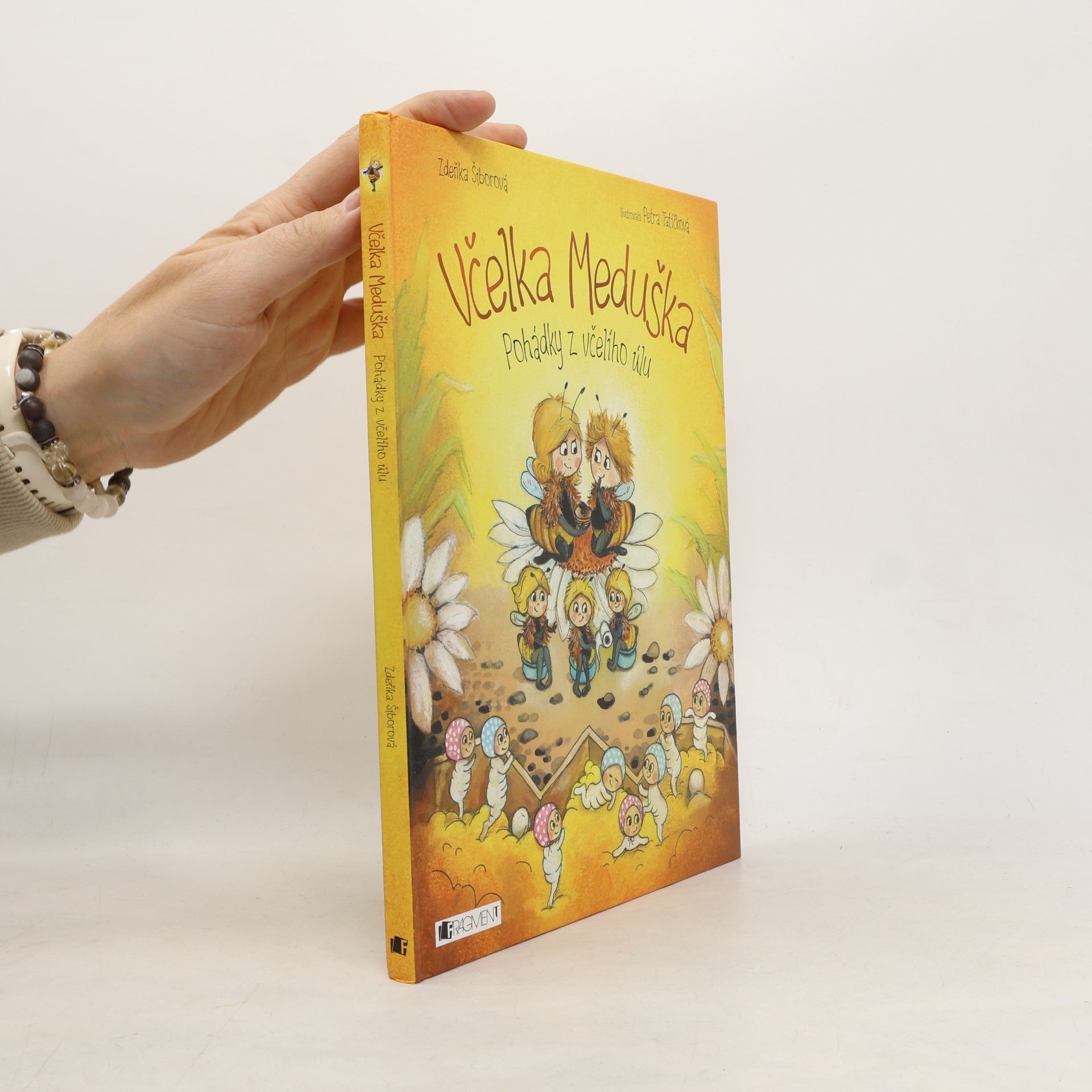 Včelka Meduška - Pohádky z včelího úlu