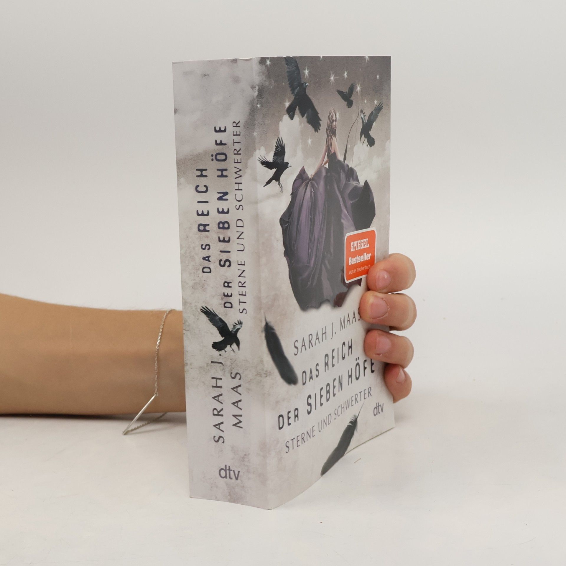 Sarah J. Maas Das Reich der sieben Höfe. Sterne und Schwerter