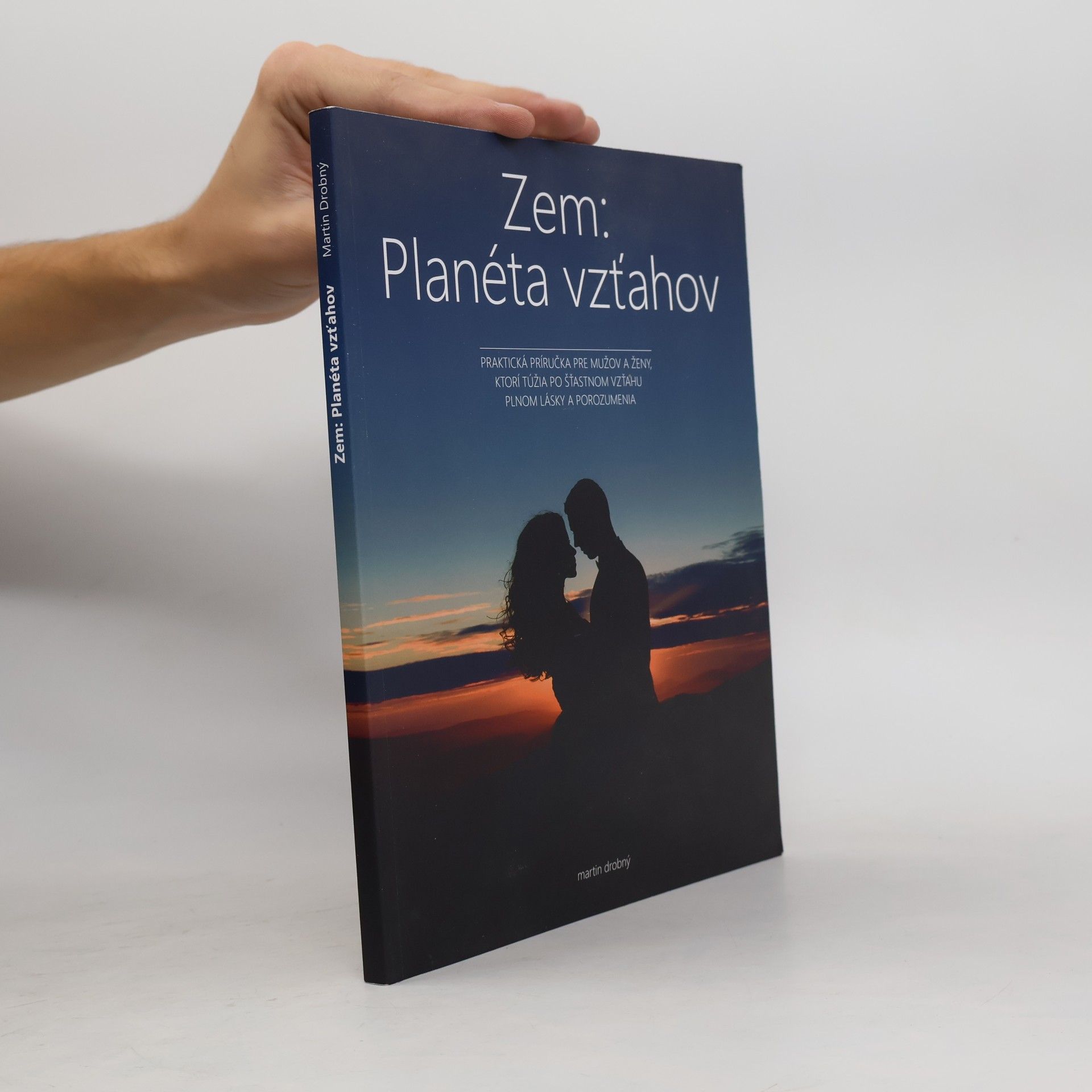 Zem: Planéta vzťahov
