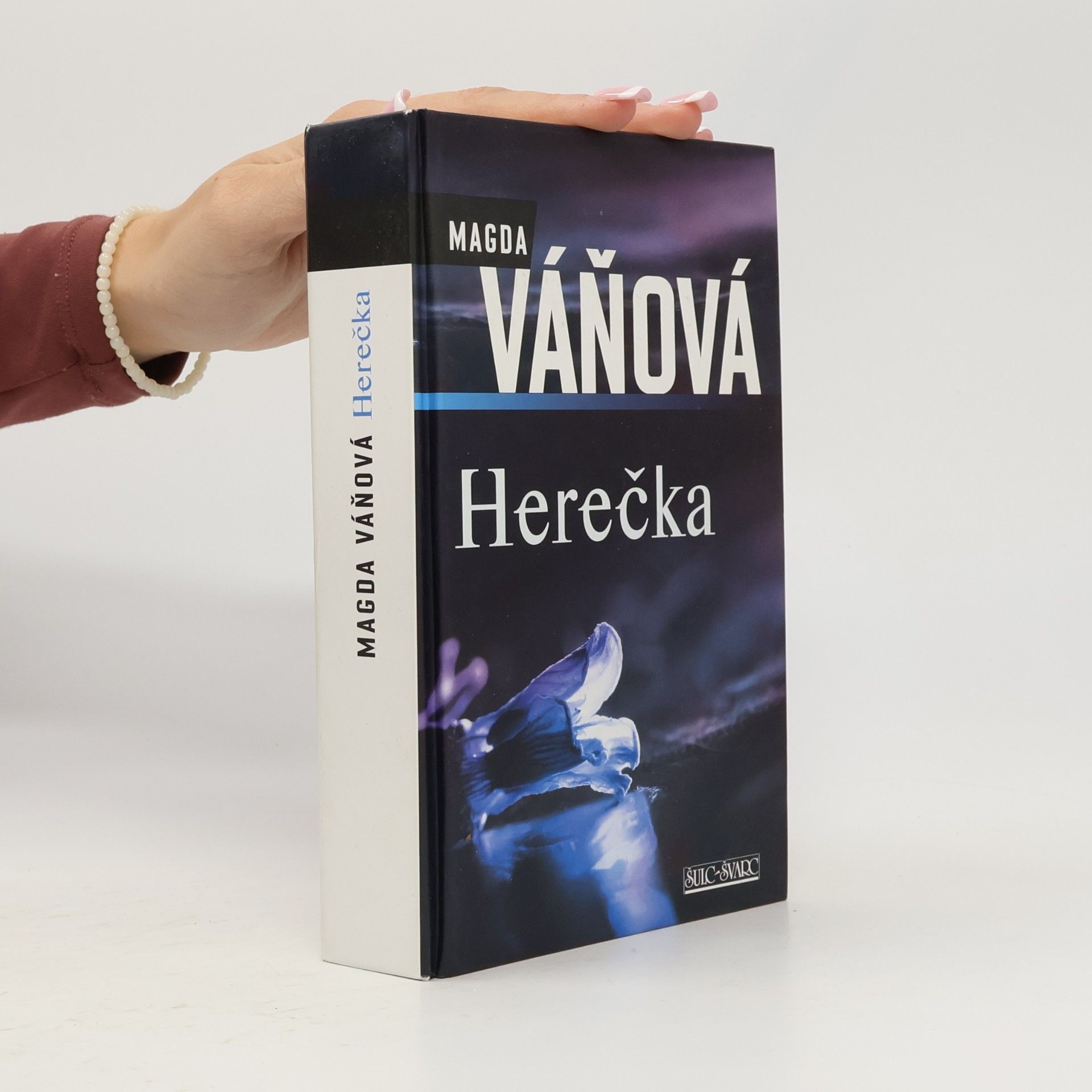 Herečka