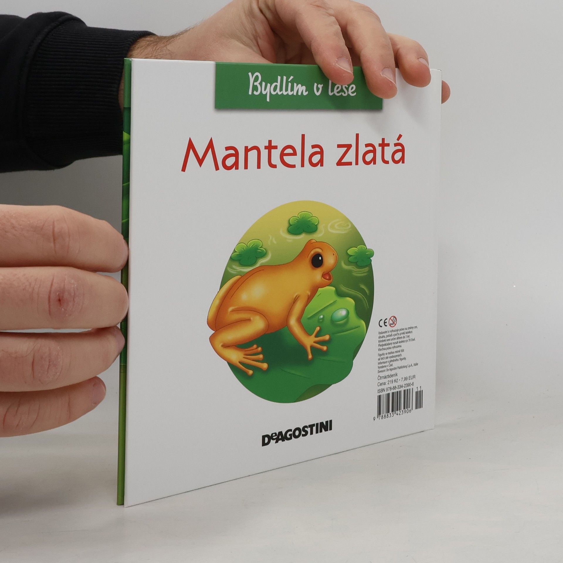 Kolektiv autorů Bydlím v lese 42. Mantela zlatá