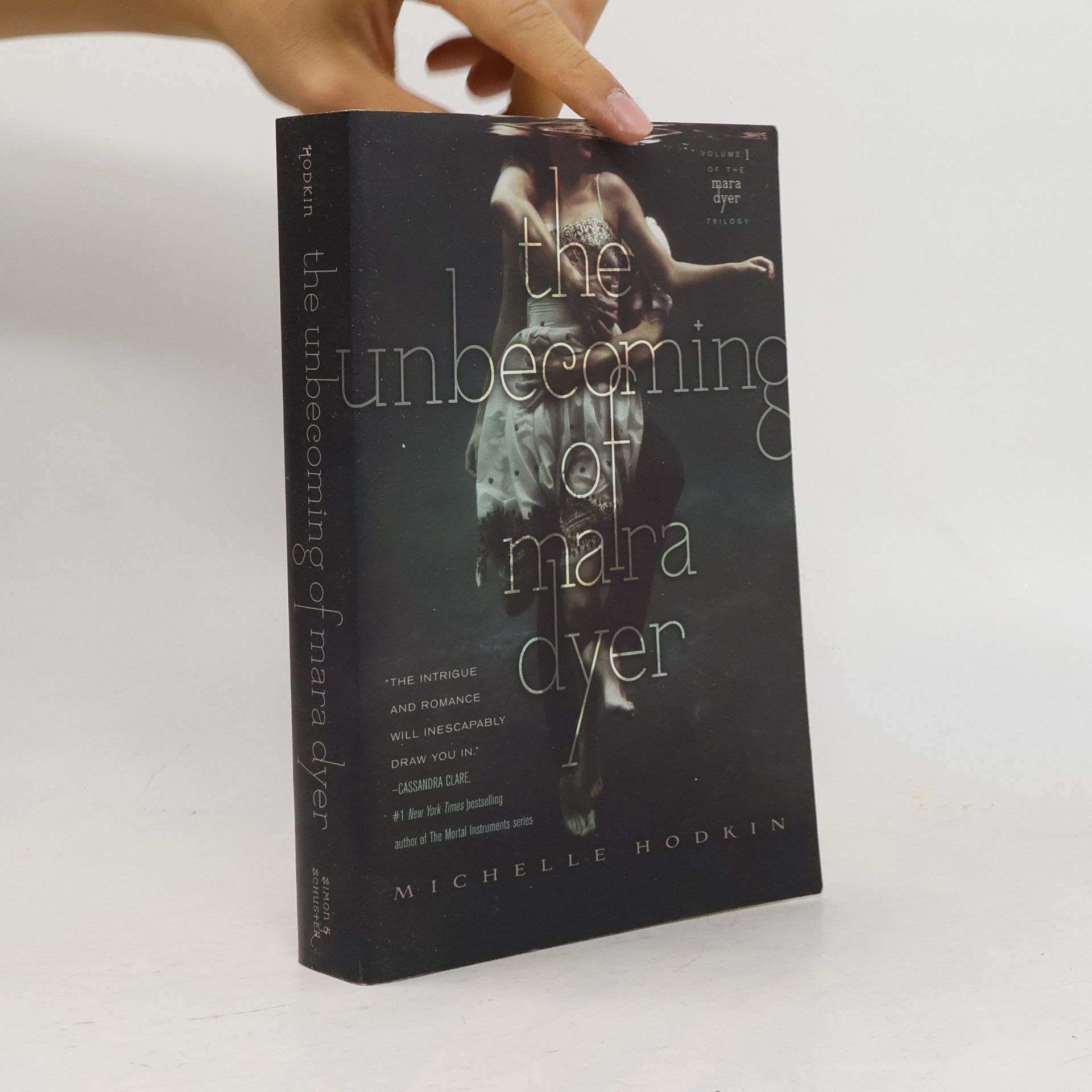 The Unbecoming of Mara Dyer