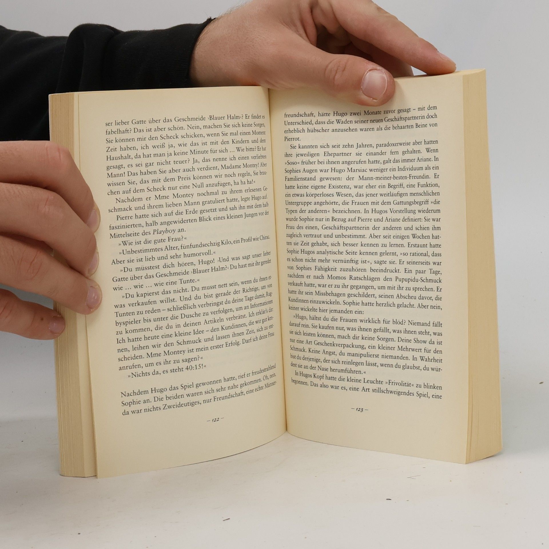 Alix Girod de l'Ain Auf der anderen Seite des Bettes