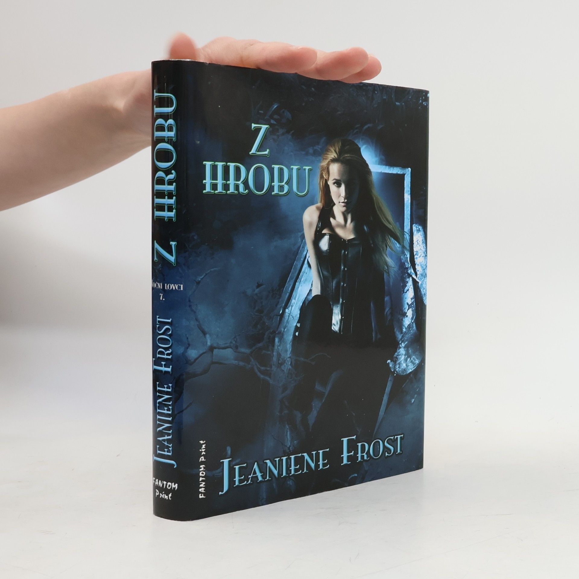Jeaniene Frost Z hrobu