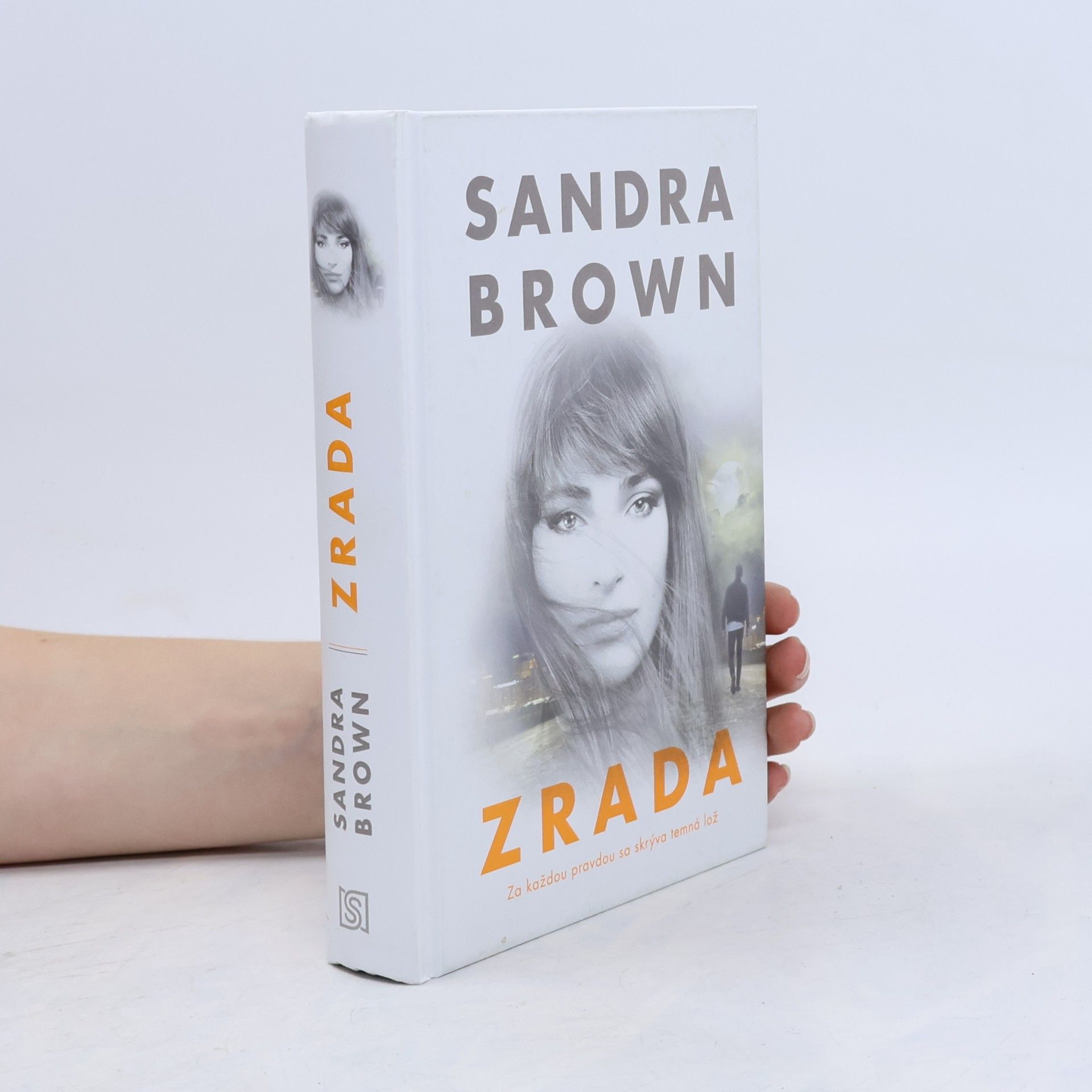 Zrada