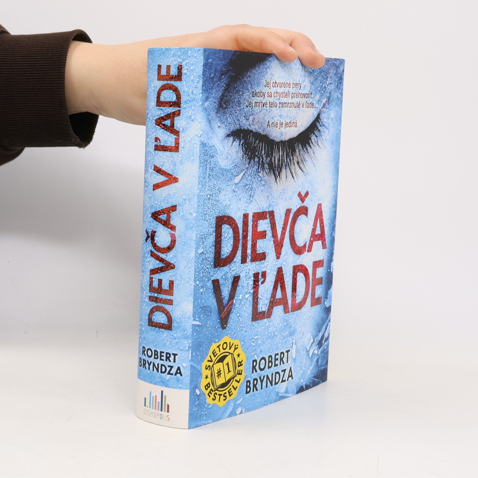 Dievča v ľade