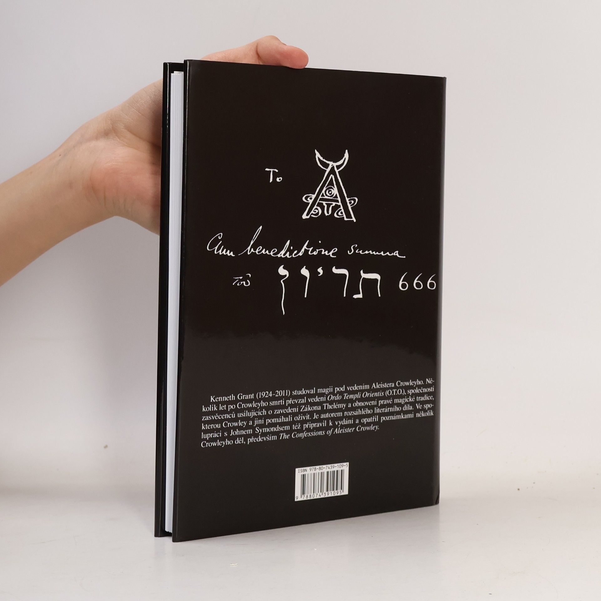 Kenneth Grant Aleister Crowley a skrytý bůh