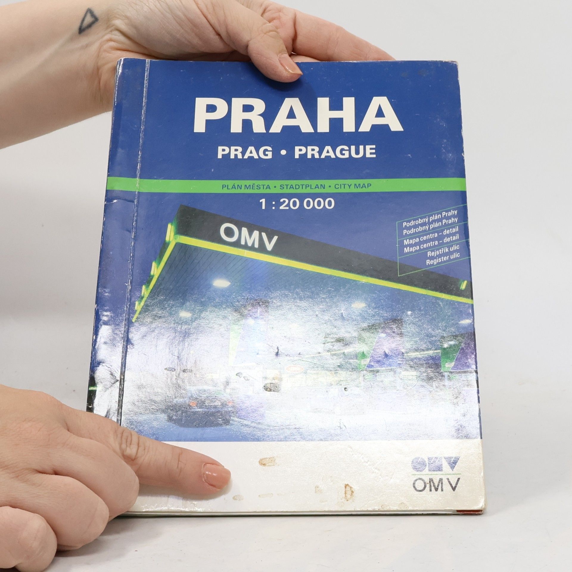 Various authors Praha : plán města 1:20 000
