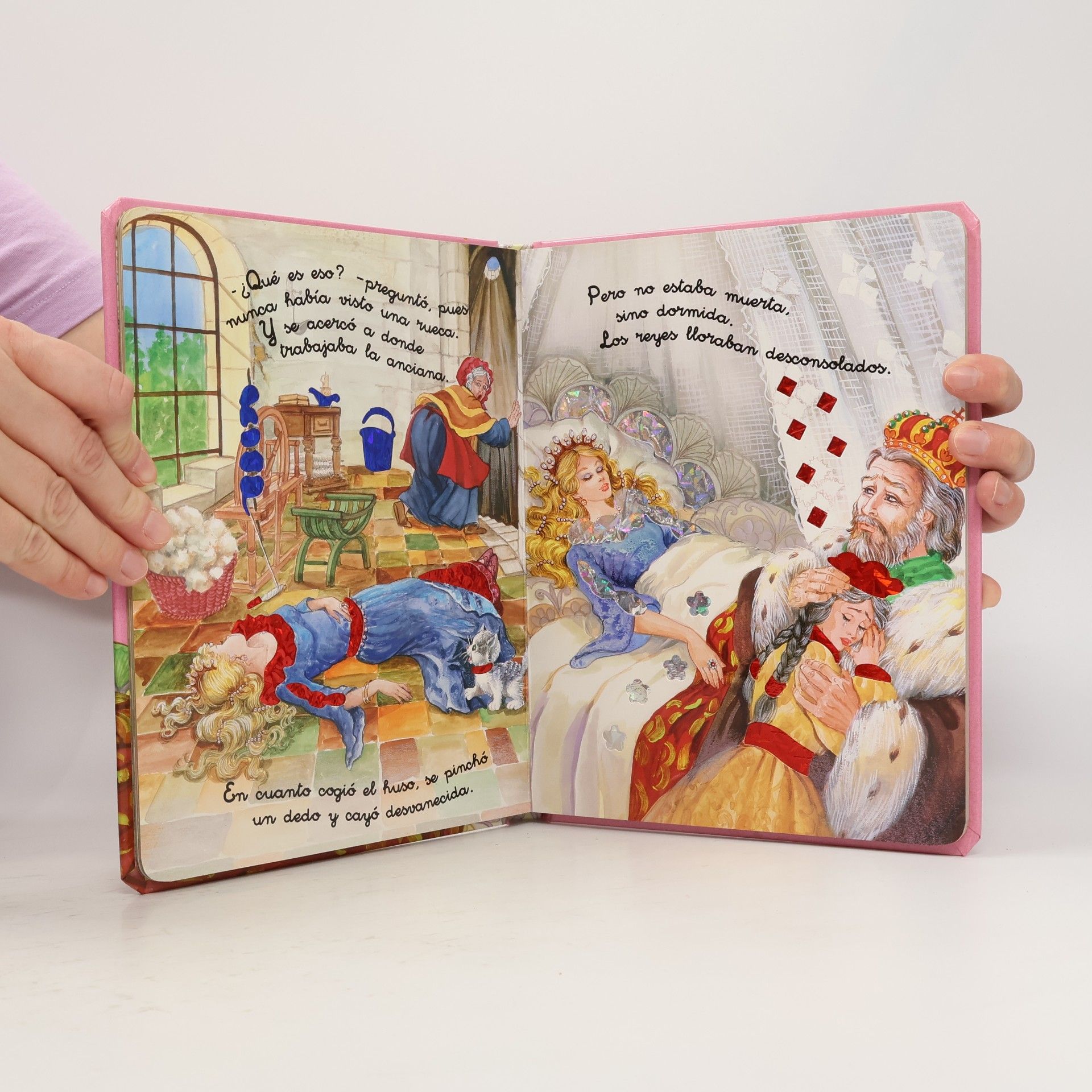 Carmen Guerra La Bella durmiente (Cuentos rosas brillantes/ Sparkling Roses Tales)