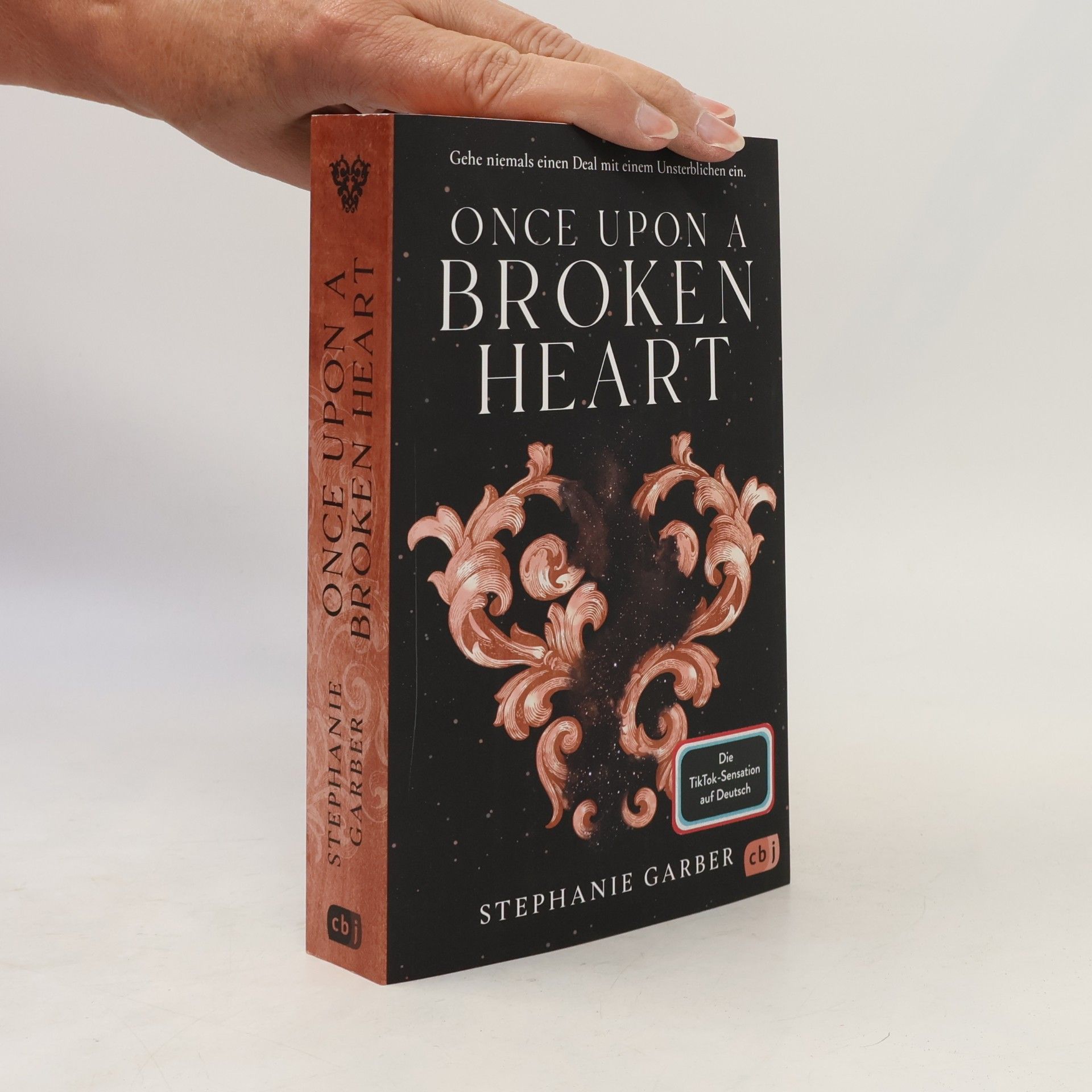 Stephanie Garber Once Upon a Broken Heart