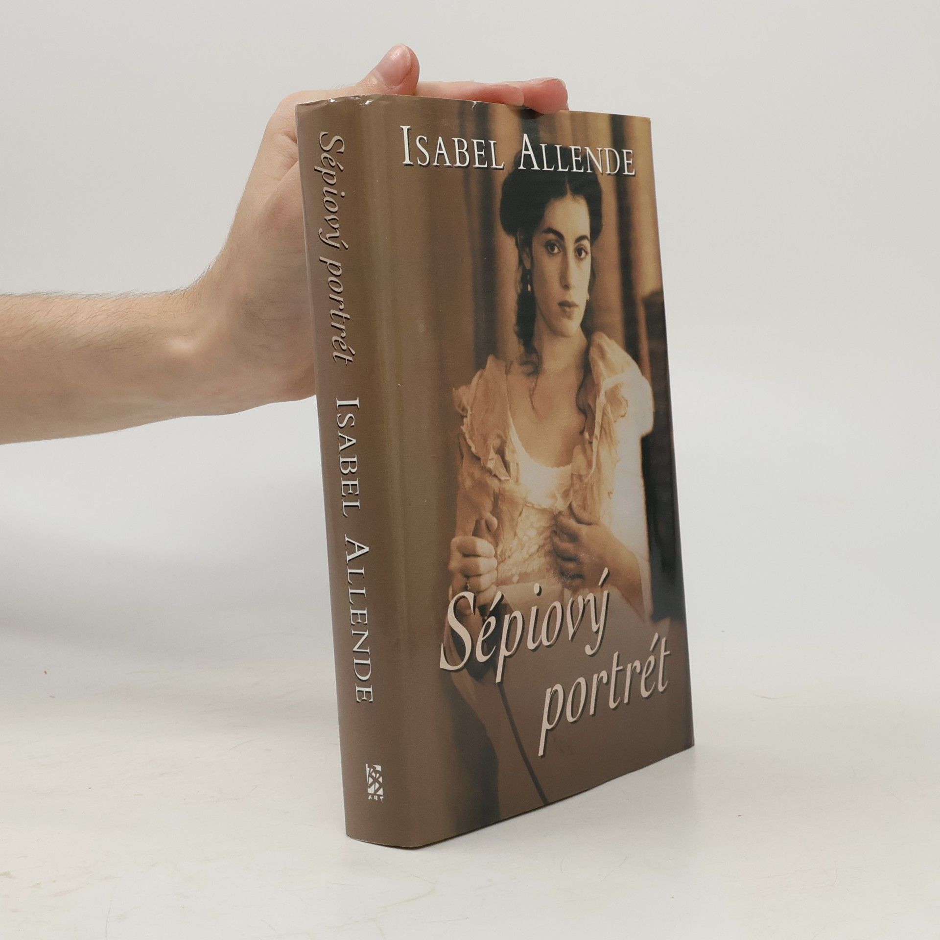 Isabel Allende Sépiový portrét