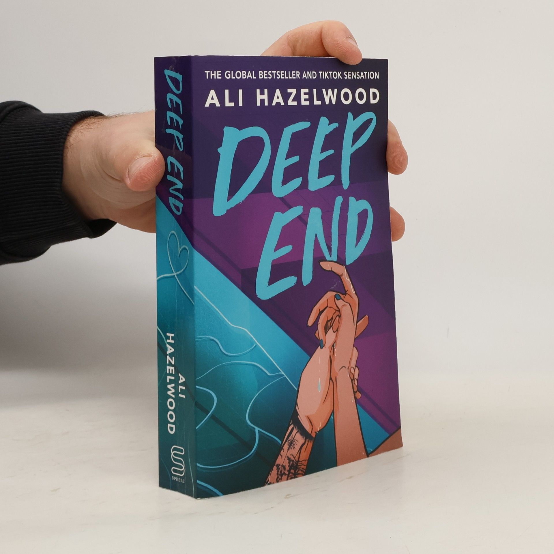 Ali Hazelwood Deep End