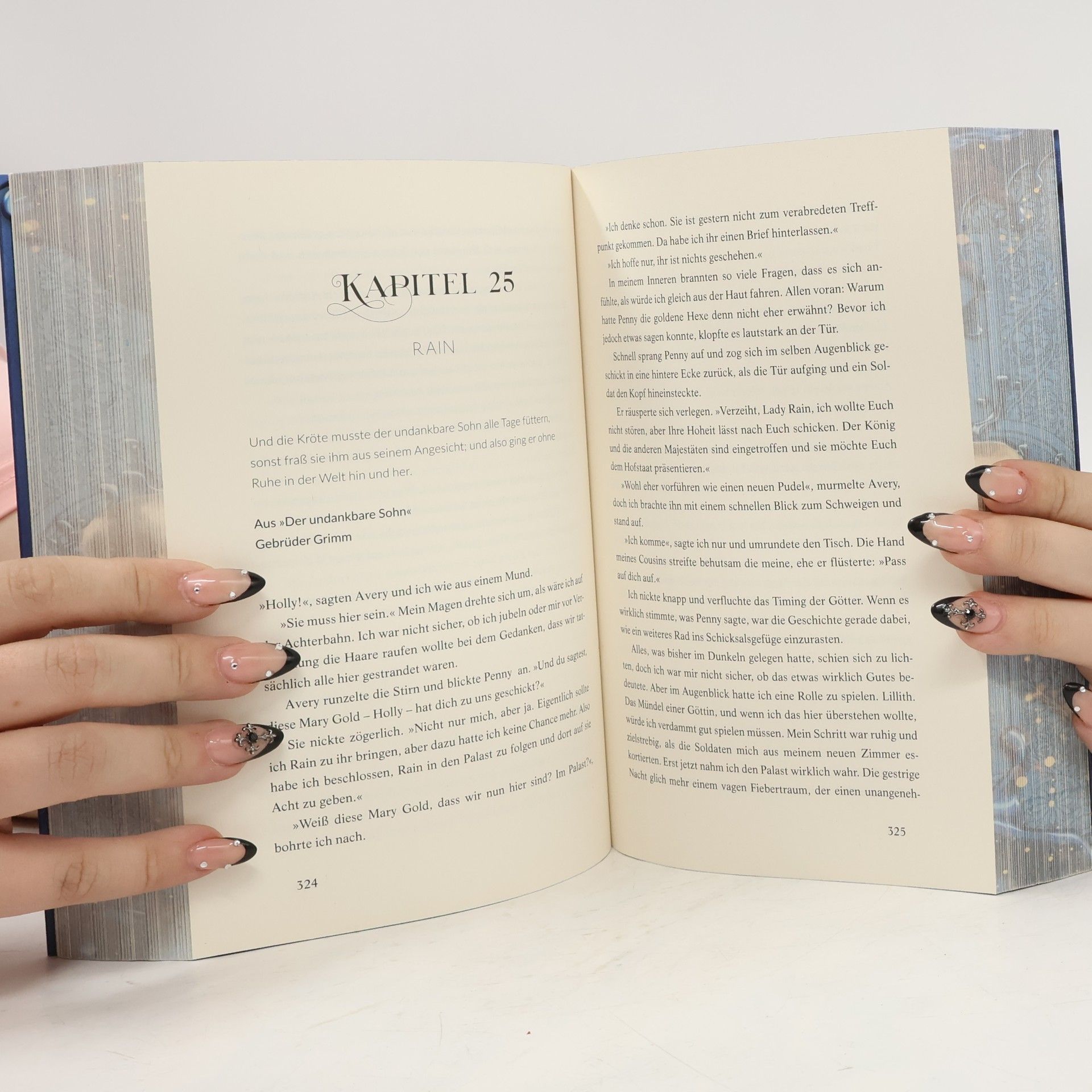 Stella A. Tack Ever & After, Band 3: Die letzte Stunde (Knisternde Märchen-Fantasy der SPIEGEL-Bestsellerautorin Stella Tack | Limitierte Auflage mit Farbschnitt)