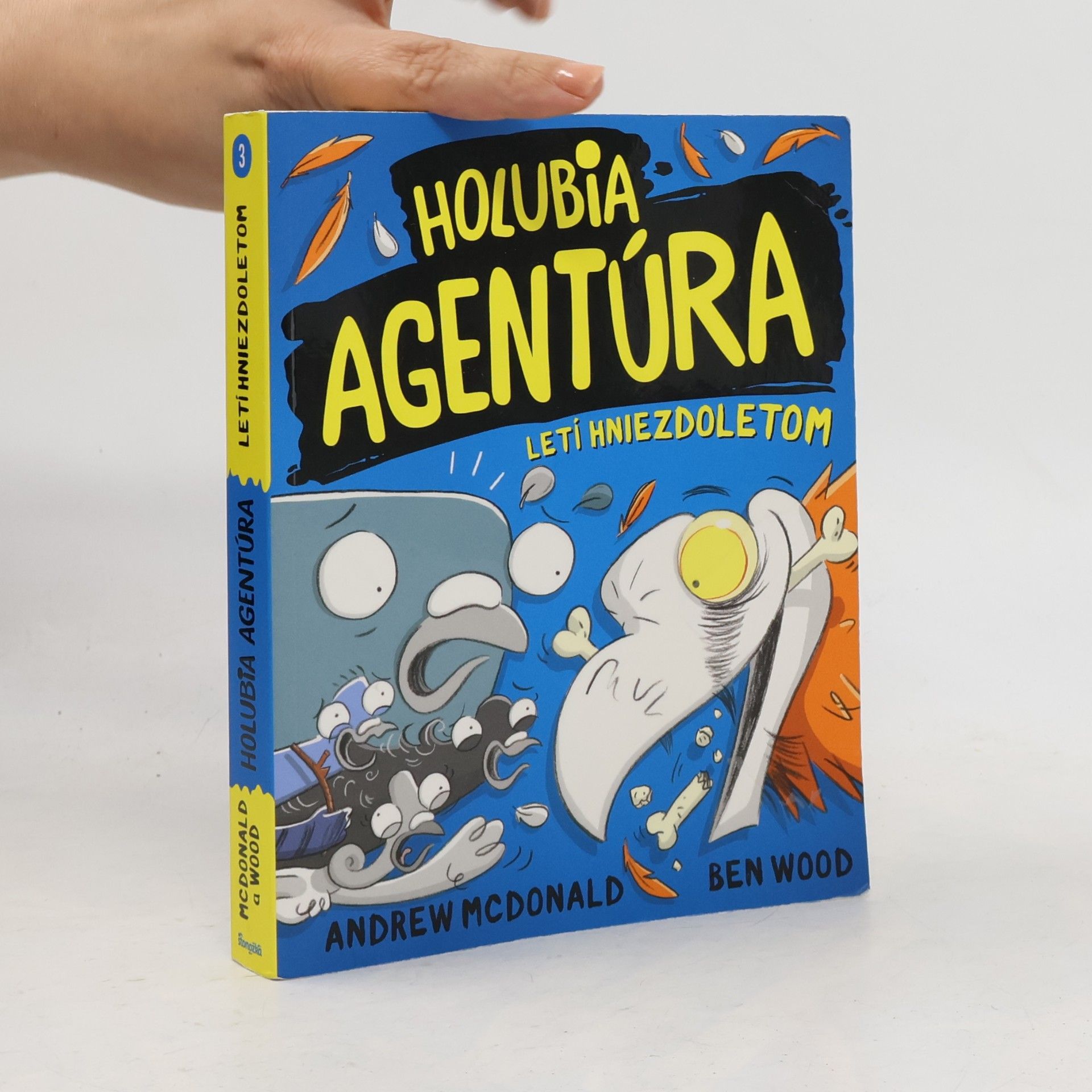 Andrew McDonald Holubia agentúra letí hniezdoletom