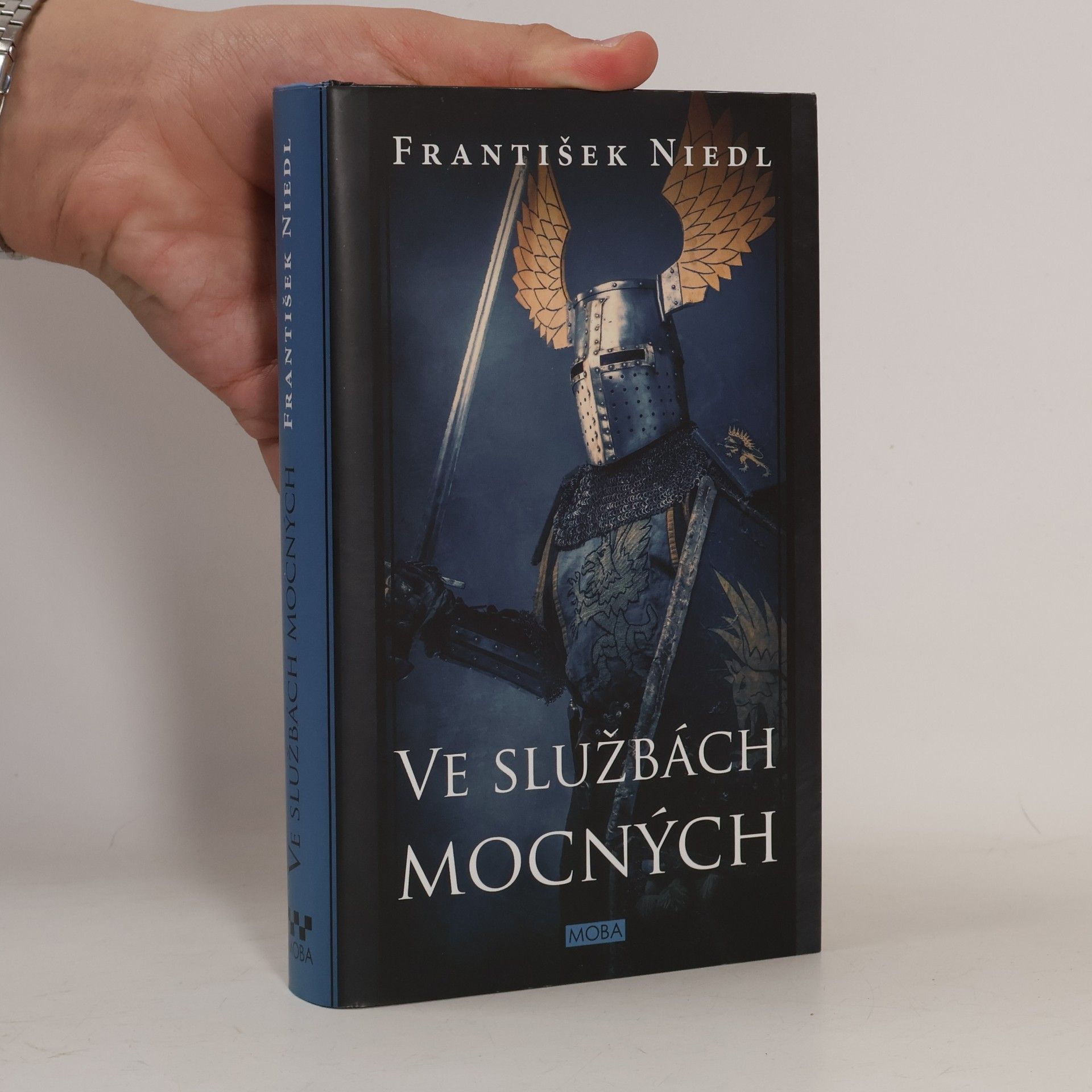 Ve službách mocných