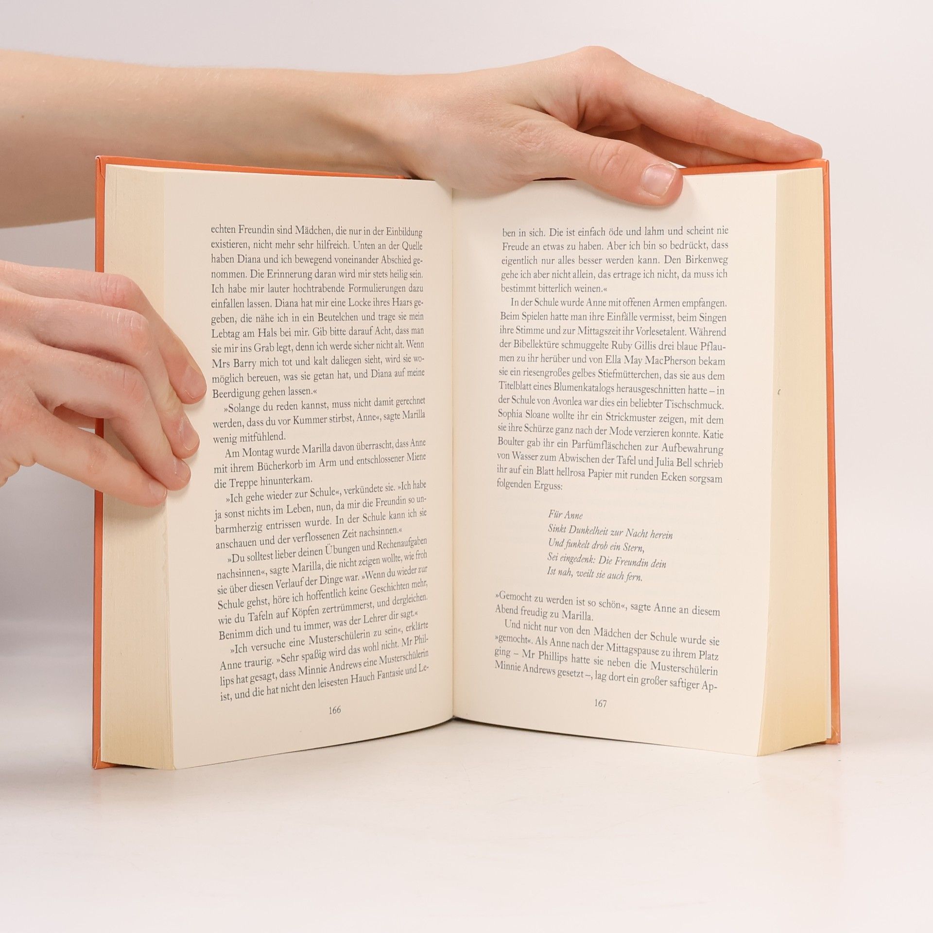 Lucy Maud Montgomery Lucy Maud Montgomery, Anne auf Green Gables. Schmuckausgabe mit Silberprägung. Vollständige, ungekürzte Ausgabe