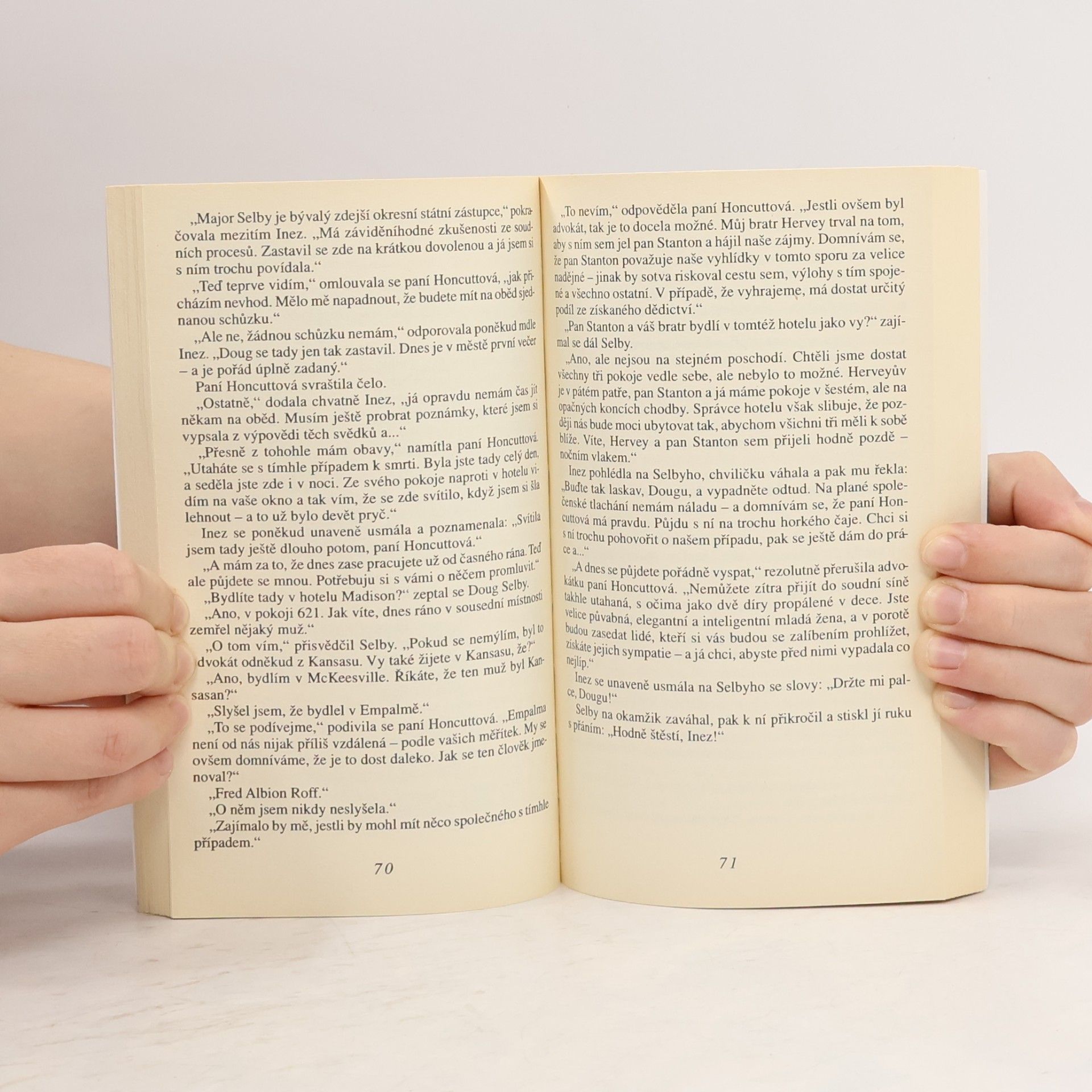 Erle Stanley Gardner Záhada bílých gardénií