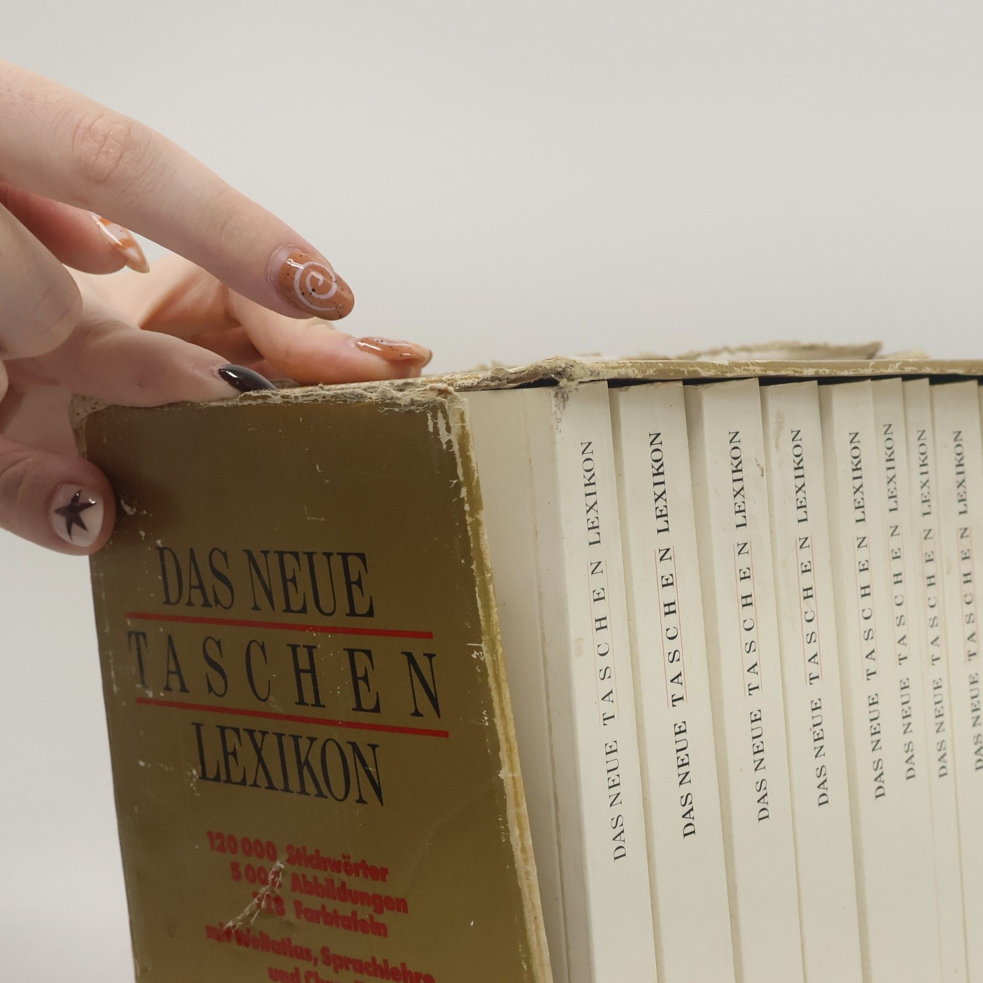 Various authors Das neue Taschen-Lexikon A