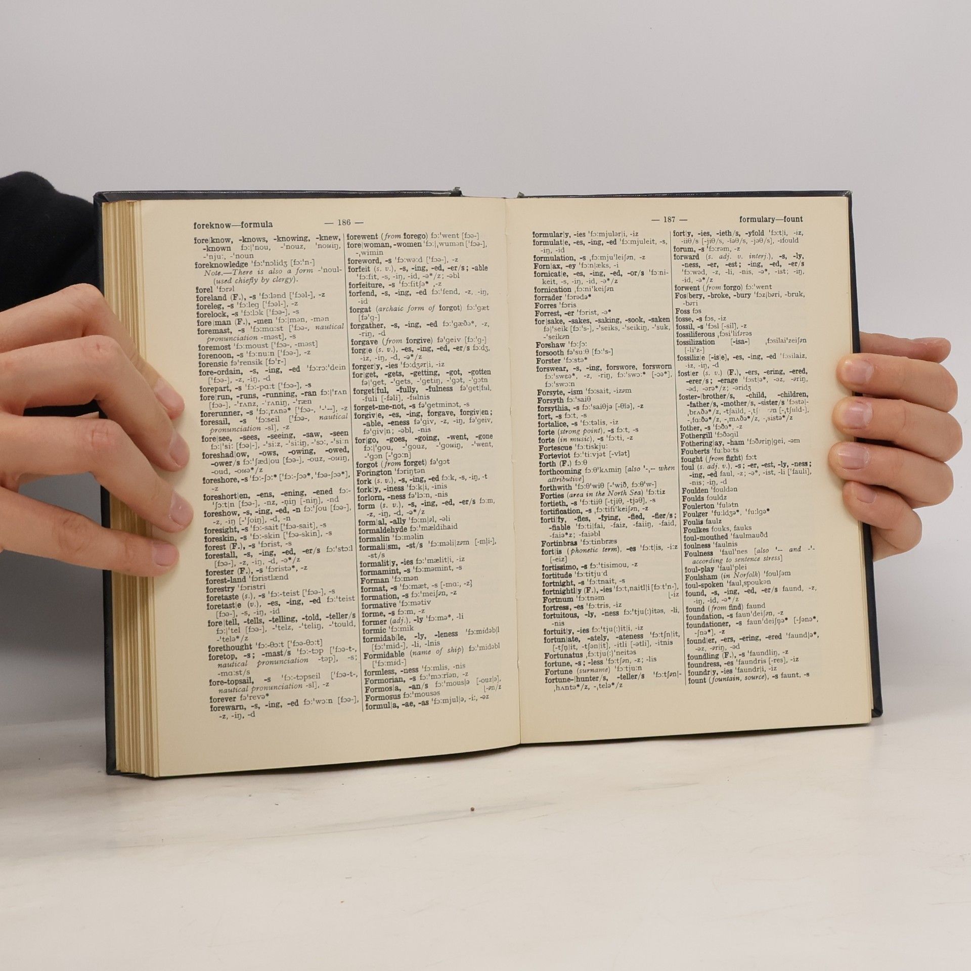 Daniel Jones English Pronouncing Dictionary