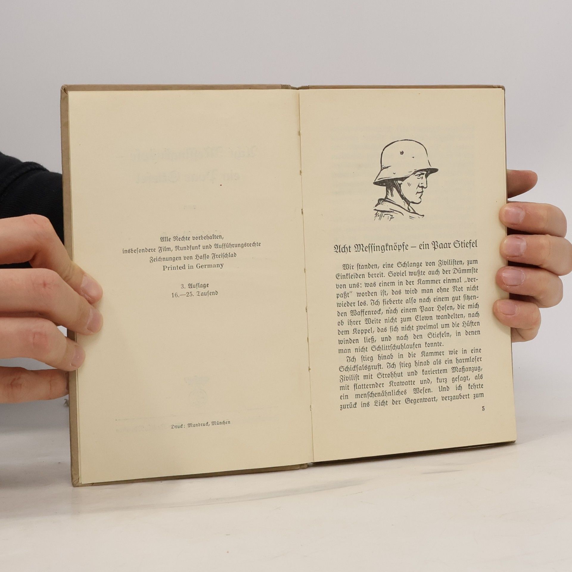 Otto Paust Acht Messingknöpfe ein Paar Stiefel