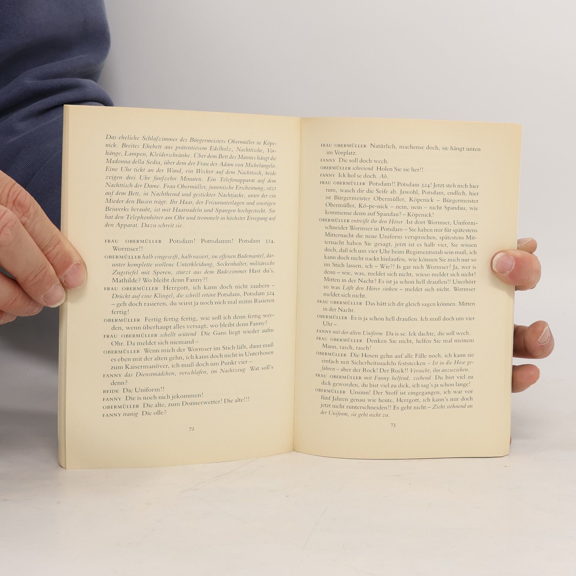 Carl Zuckmayer Der Hauptmann von Köpenick : ein deutsches Märchen in drei Akten