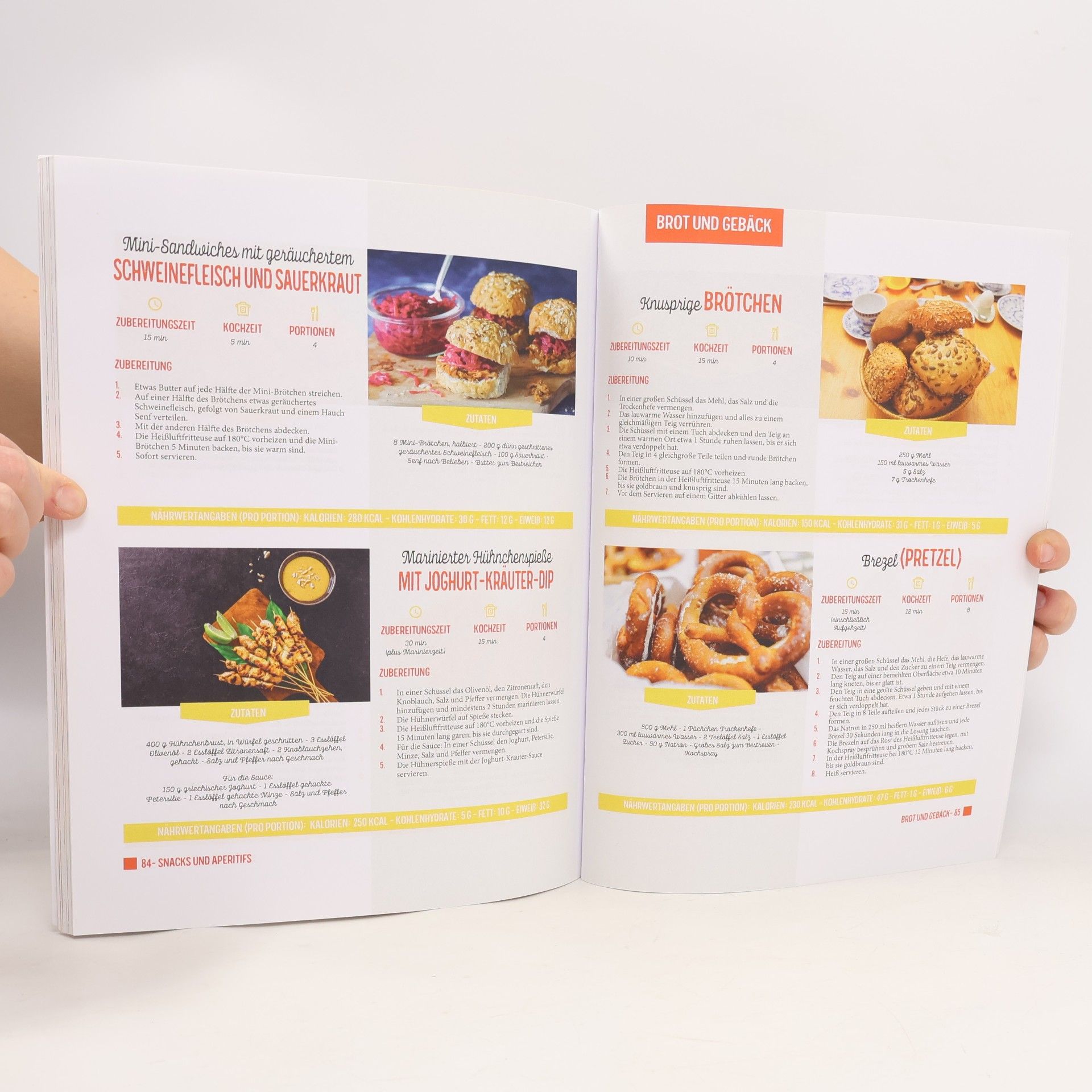 Foxley, Clara DAS EINFACHE HEIßLUFTFRITTEUSE REZEPTBUCH XXL: Viele gesunde und leckere Rezepte für Anfänger und Profis, alle mit wunderschönen Farbbildern illustriert, inklusive Tipps und Tricks