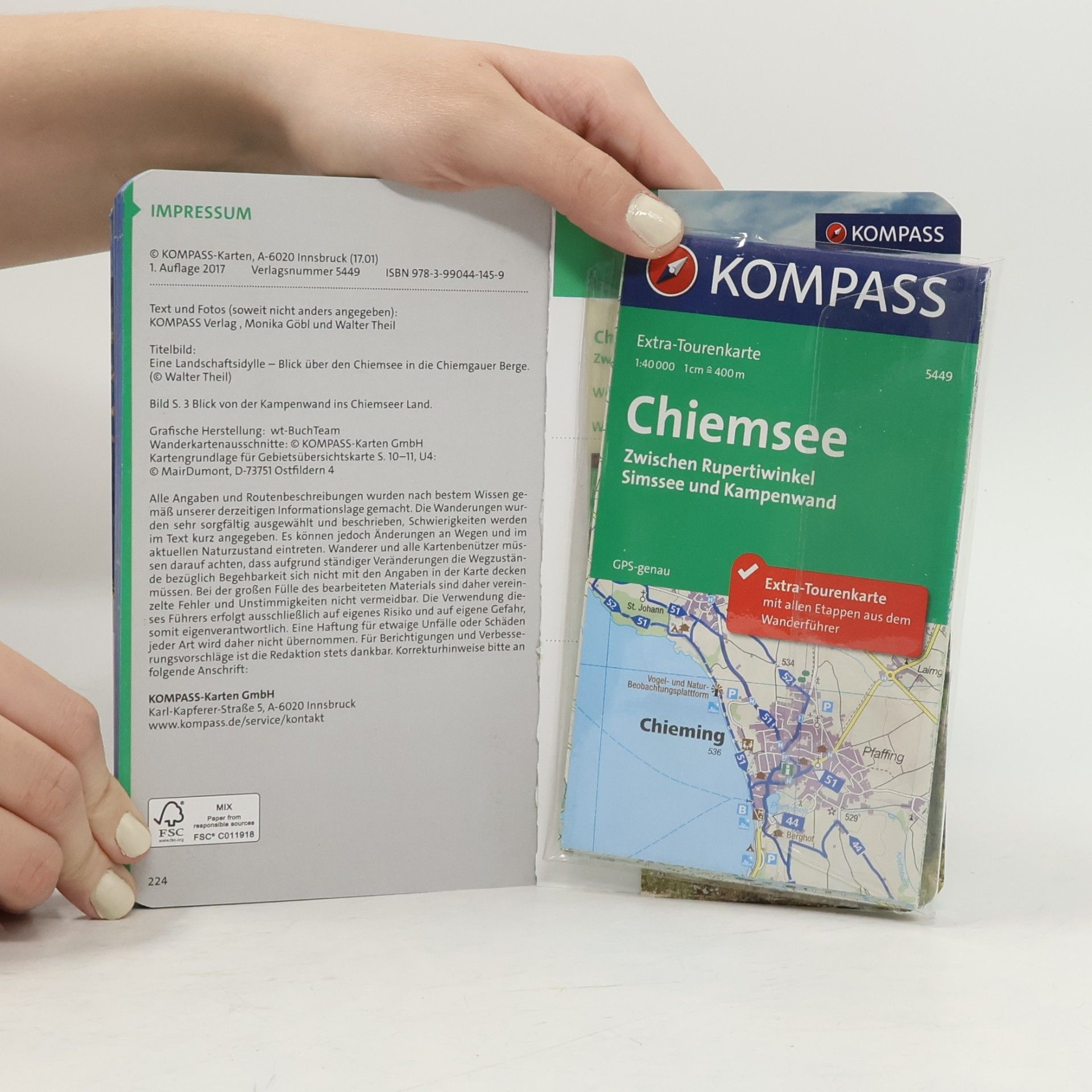 Monika Göbl Kompass Wanderführer + Extra-Tourenkarte - 5449: Chiemsee - zwischen Rupertiwinkel, Simssee und Kampenwand