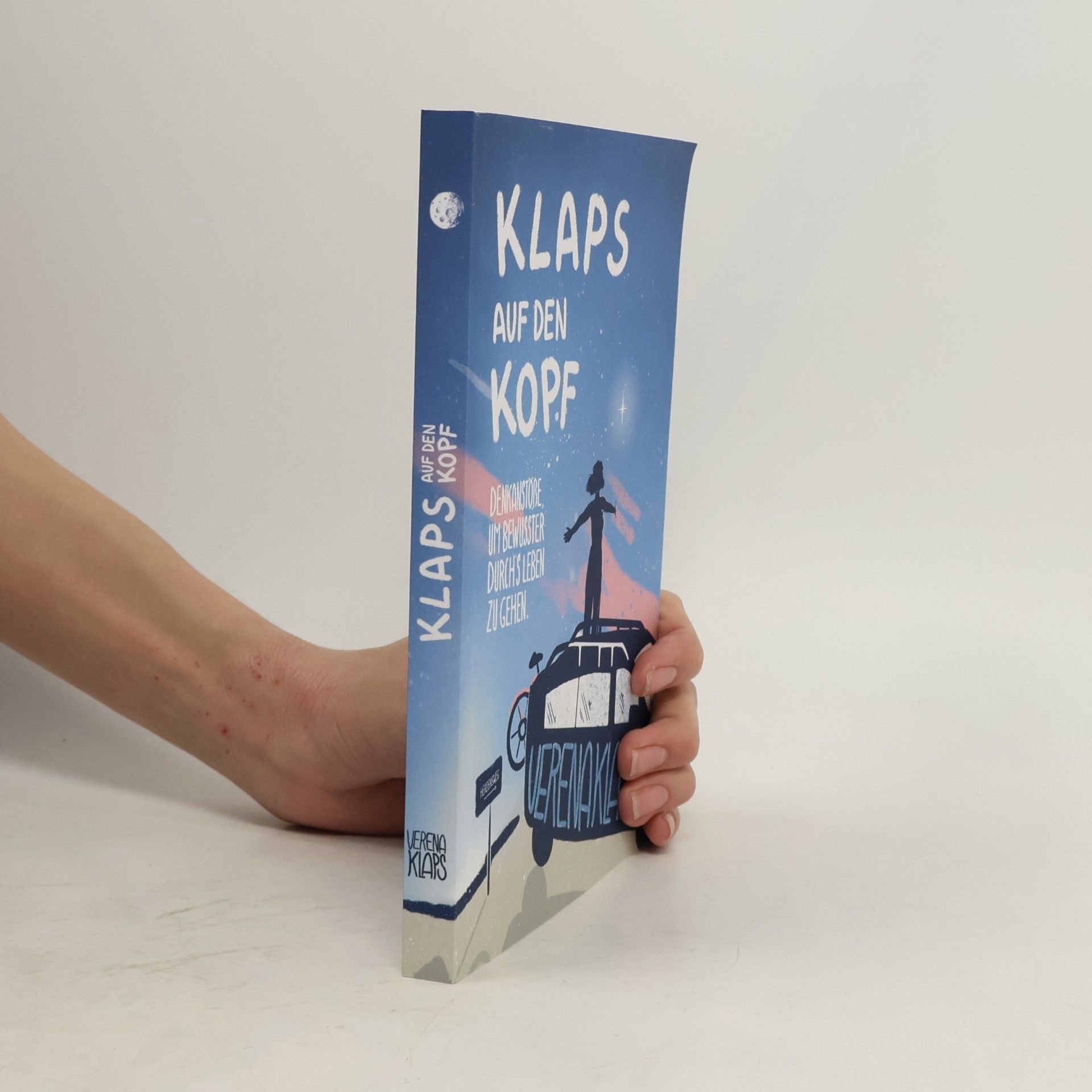 Klaps auf den Kopf