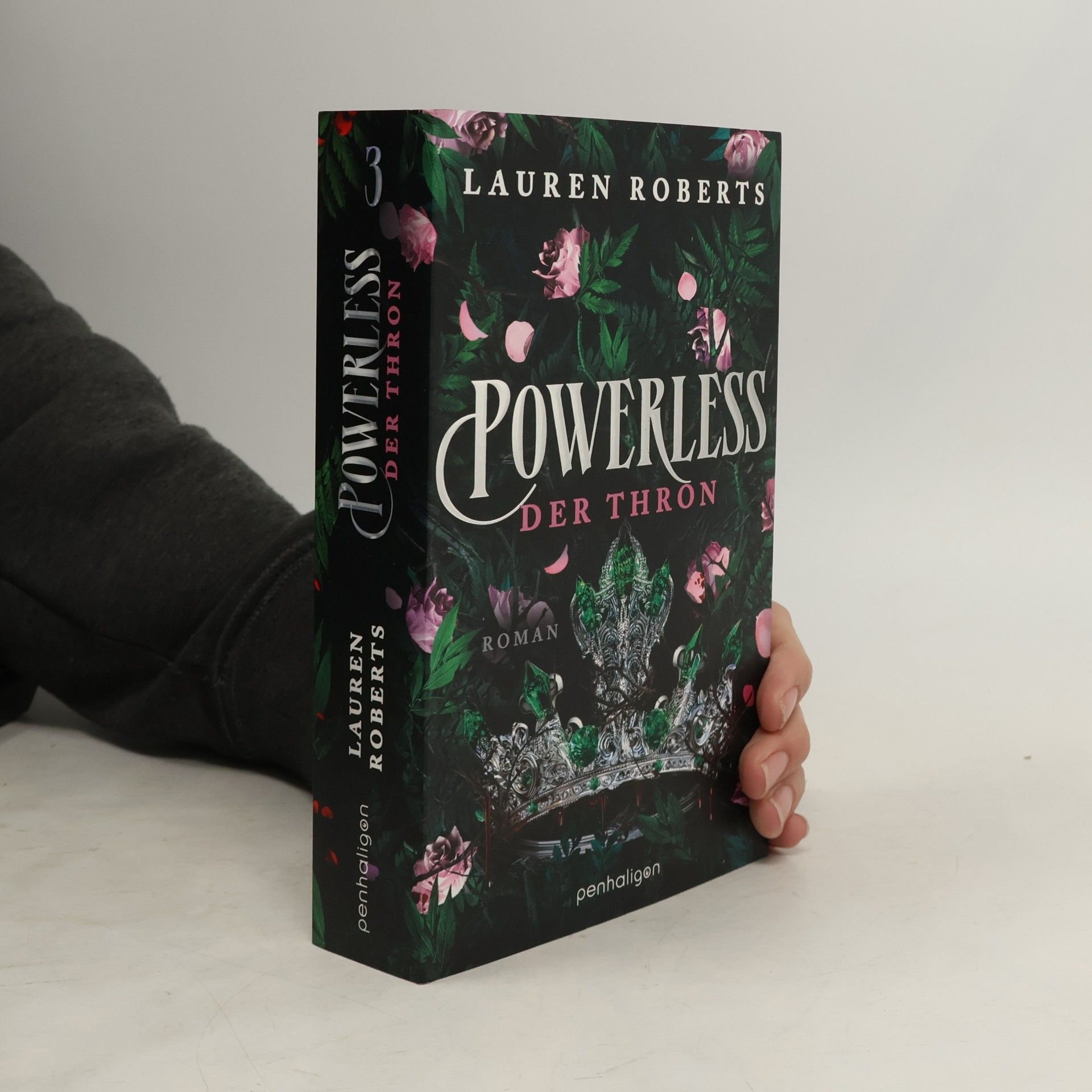 Powerless - Der Thron