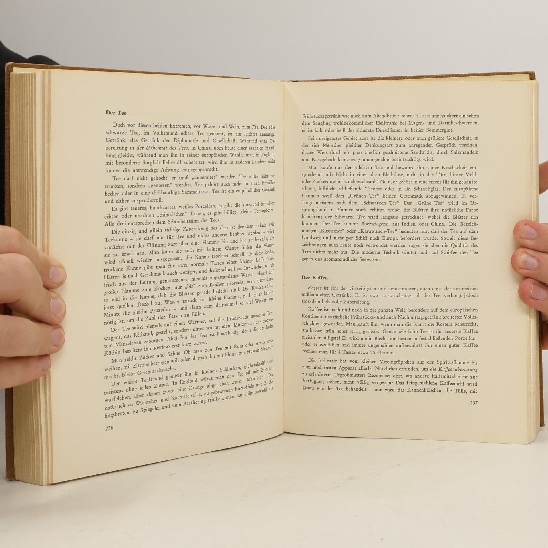 Annemarie Weber HAUSBUCH DES GUTEN TONS