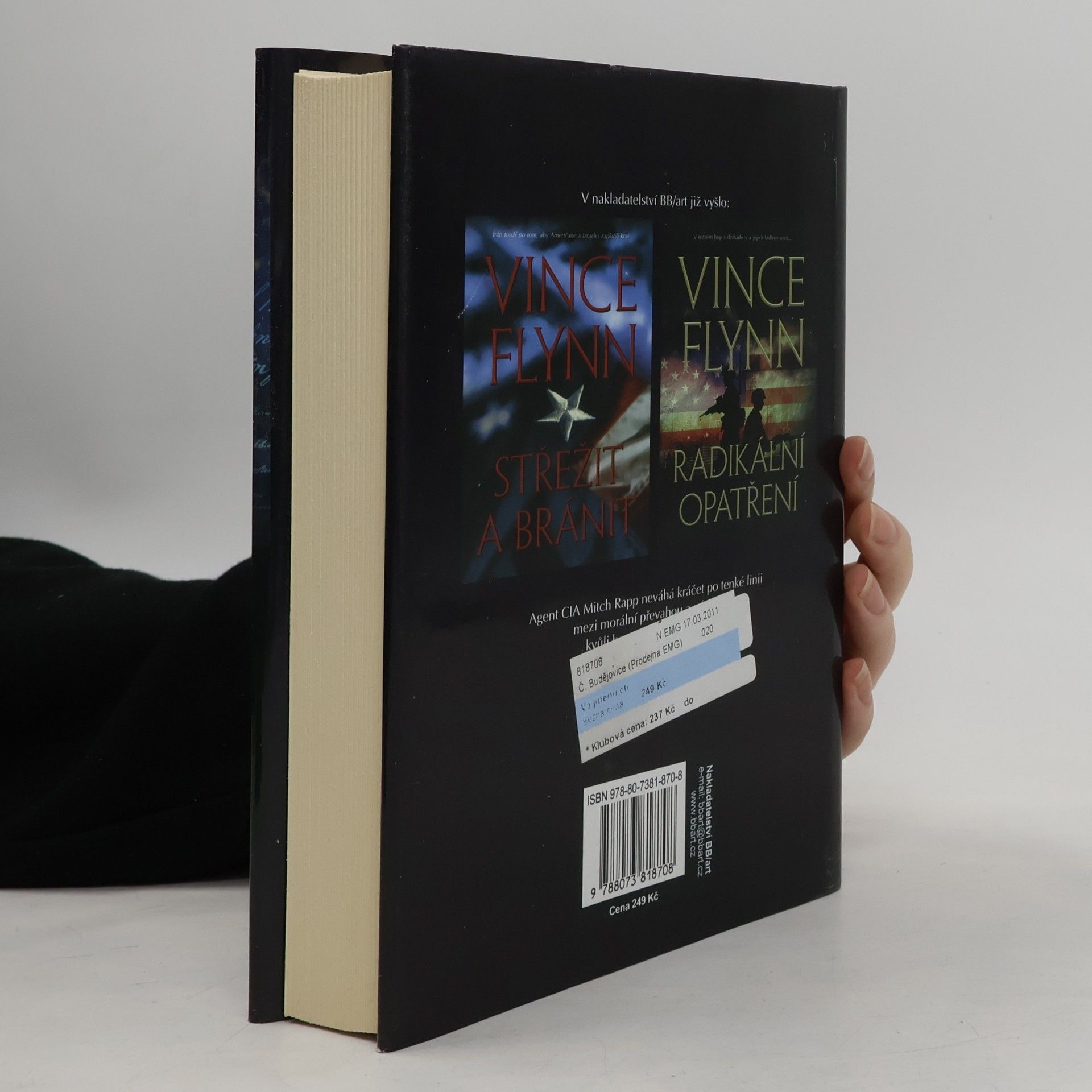 Vince Flynn Ve jménu cti
