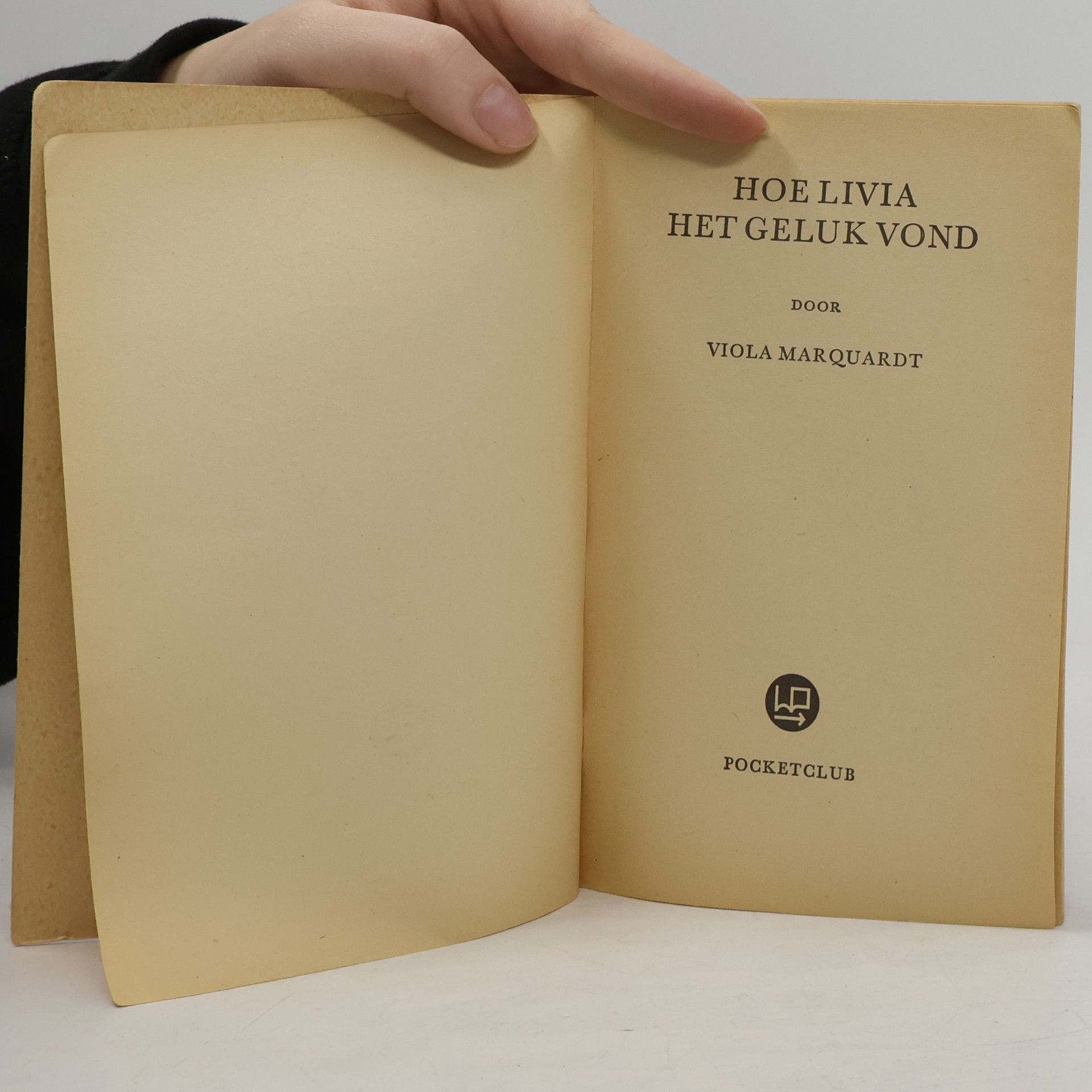 Viola Marquardt HOE LIVIA HET GELUK VOND