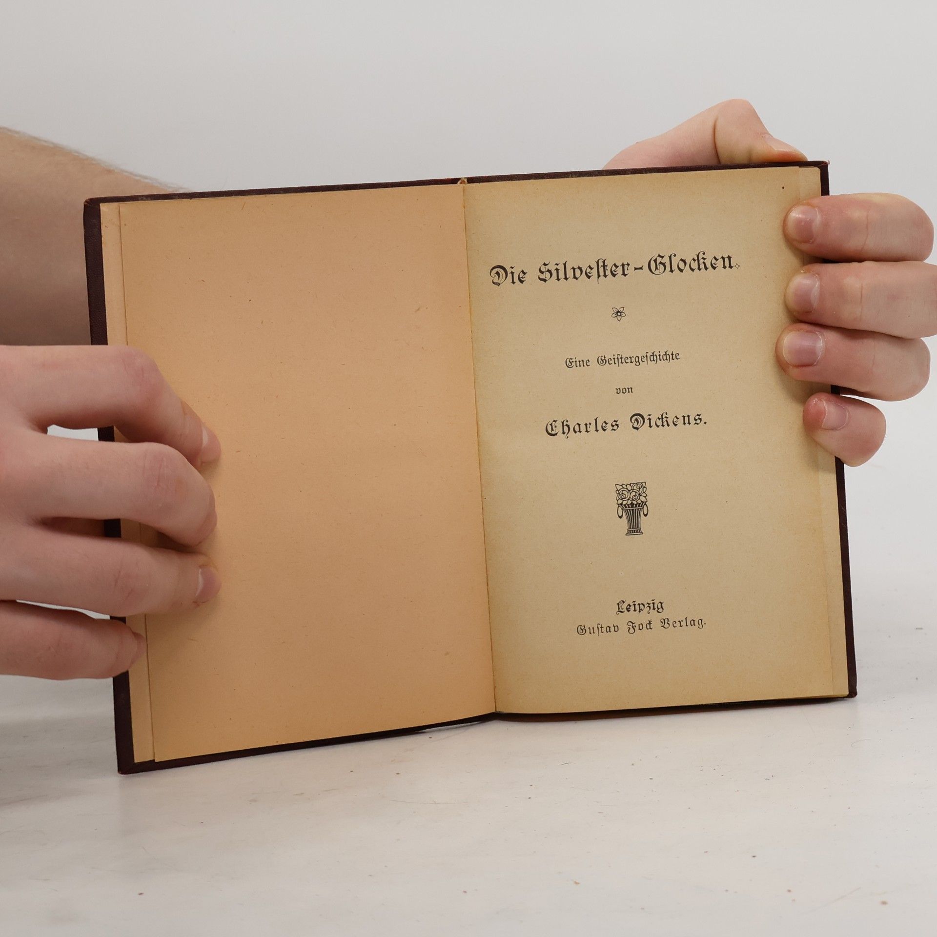 Charles Dickens Die Silvester-Glocken