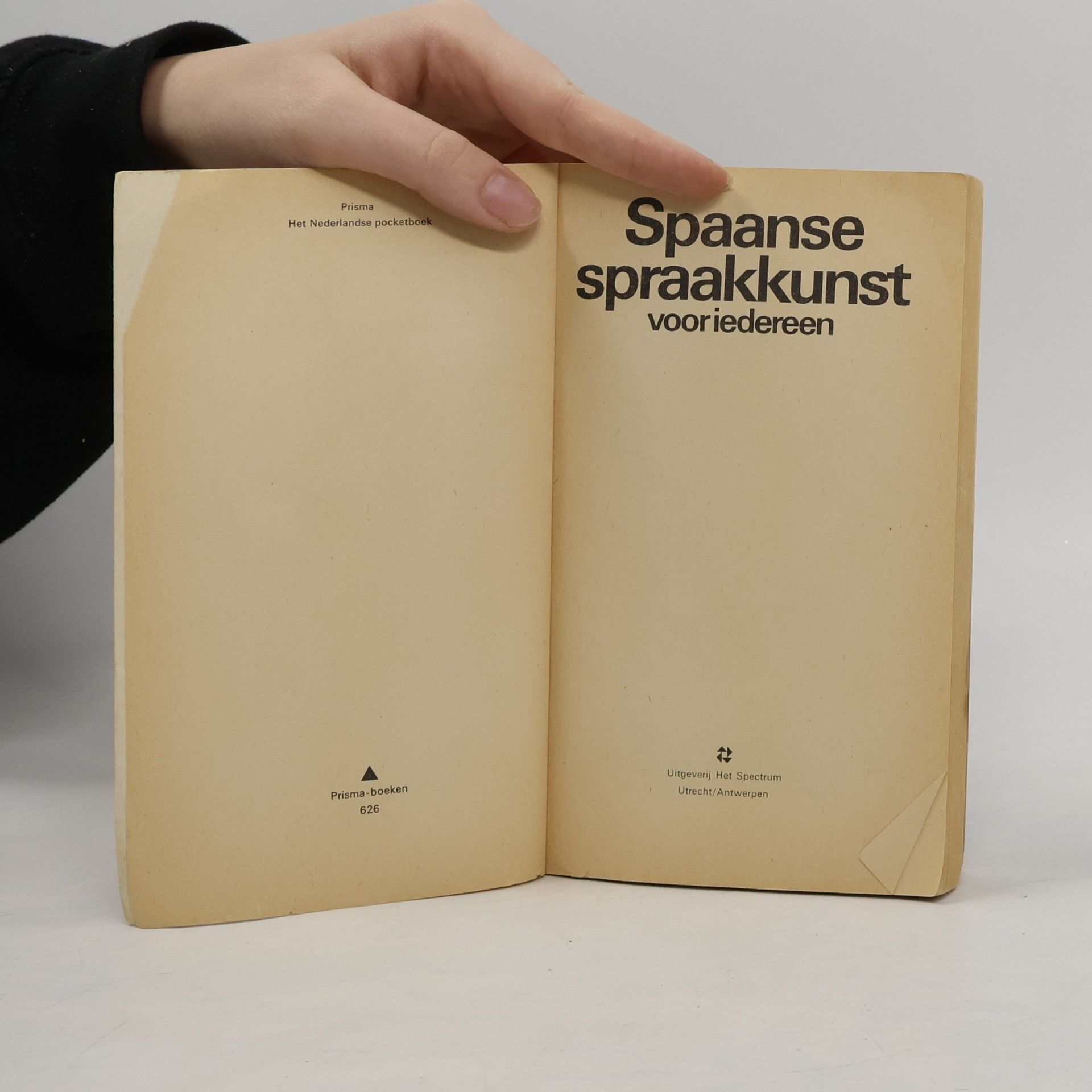 Various authors Spaanse spraakkunst 16