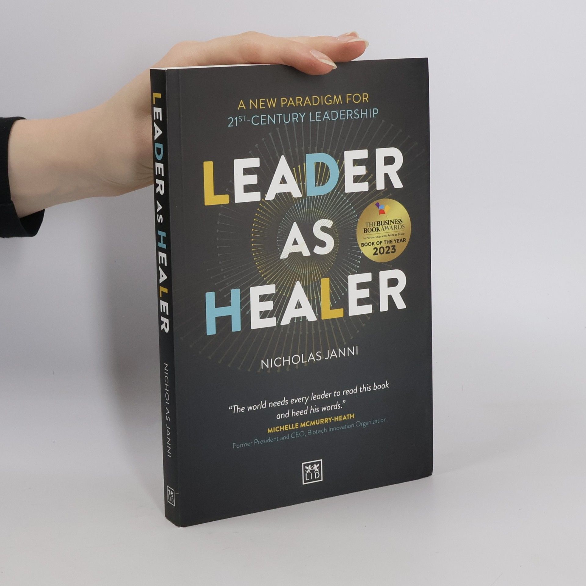 Nicholas Janni Leader As Healer