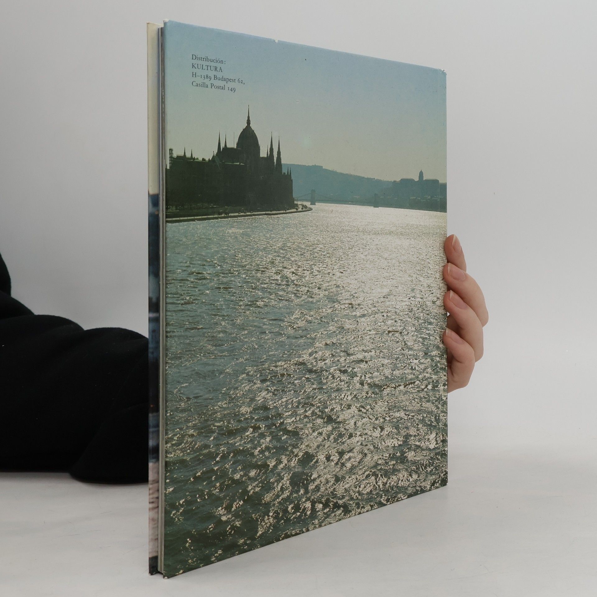 Péter Dobai Budapest in 71 colour photographs