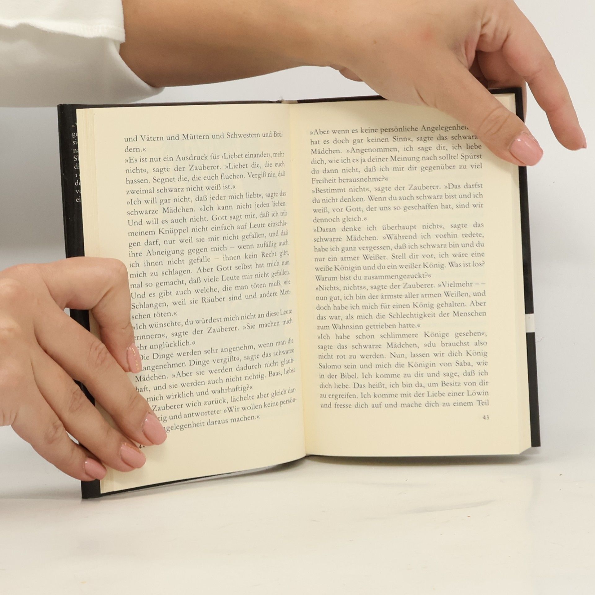 John Farleigh Bibliothek Suhrkamp: Die Abenteuer des schwarzen Mädchens auf der Suche nach Gott