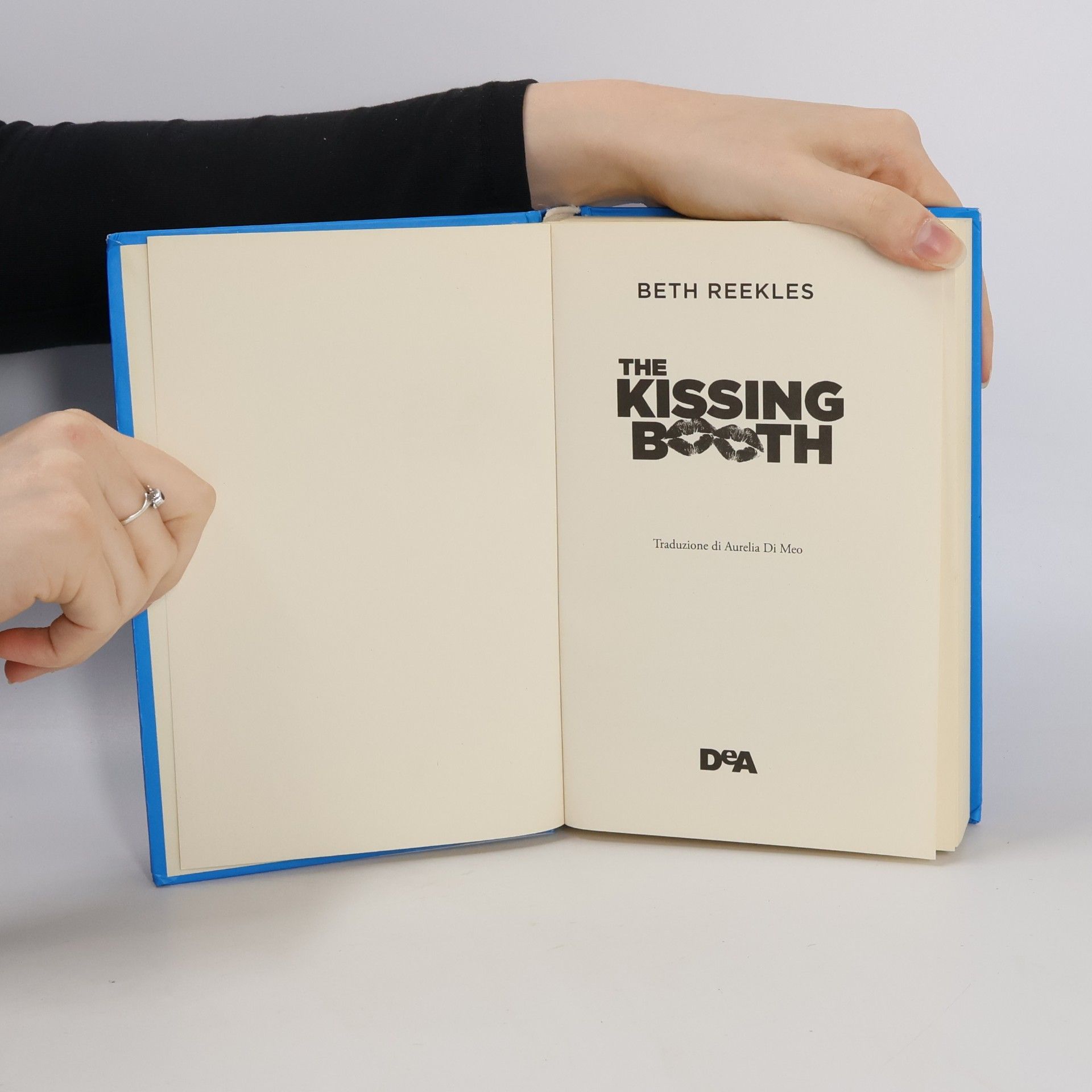 Beth Reekles THE KISSING BOOTH